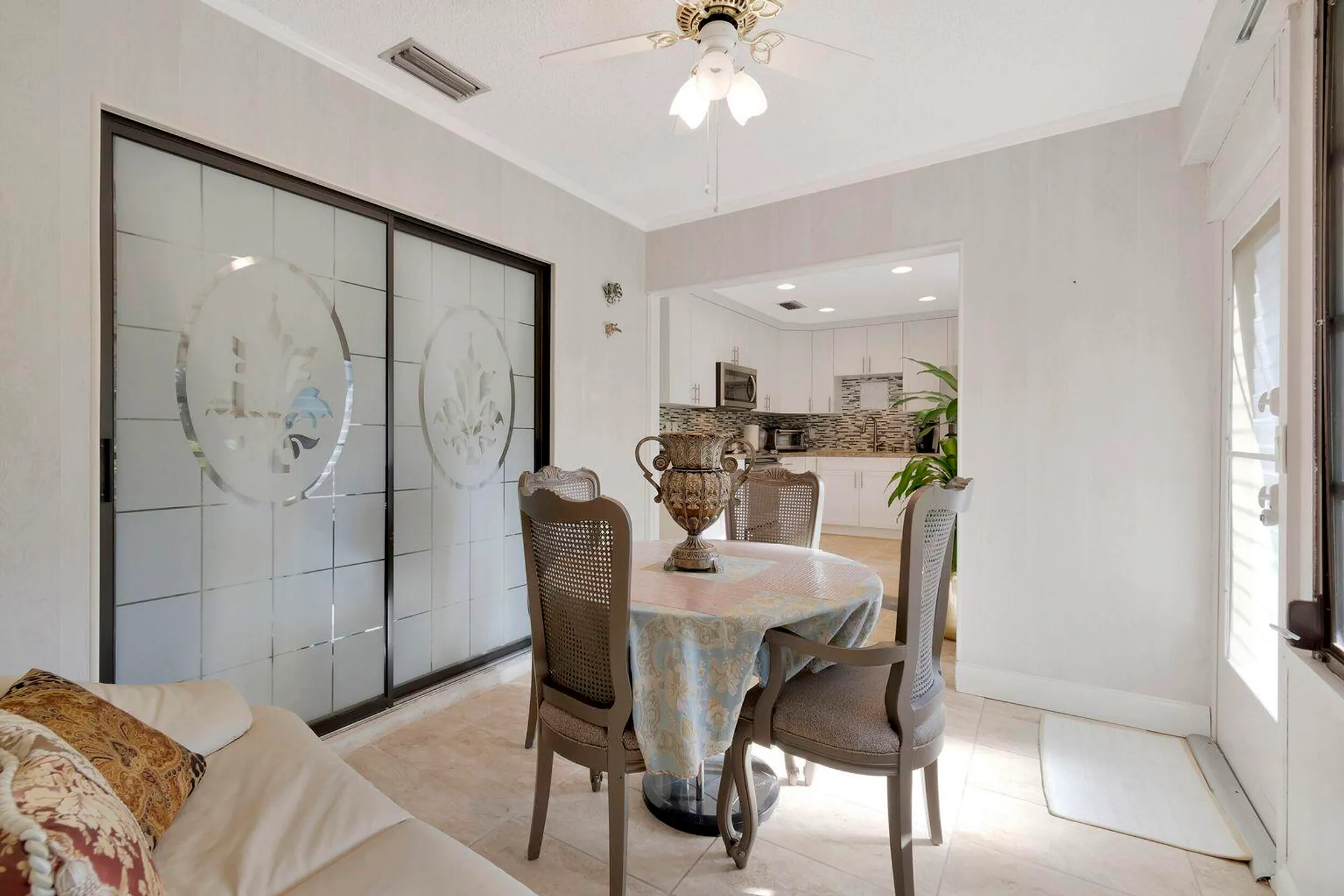 Property Slideshow image 11 of 34 | 1502 palmland dr # 1-f, Boynton Beach, FL, 33436