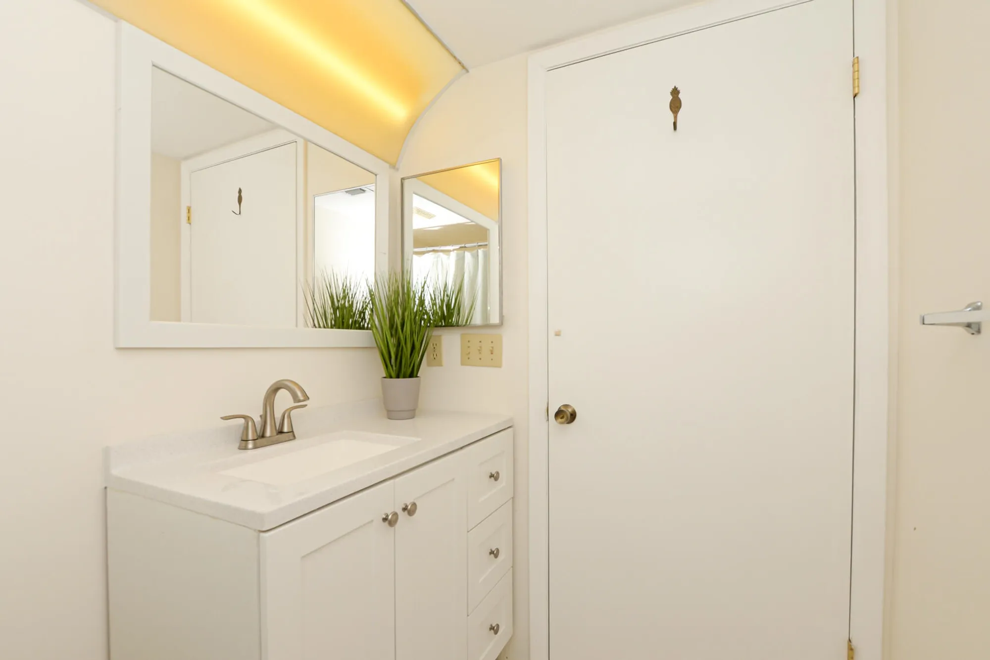 Property Slideshow image 11 of 26 | 1950 sw palm city rd 12103, Stuart, FL, 34994