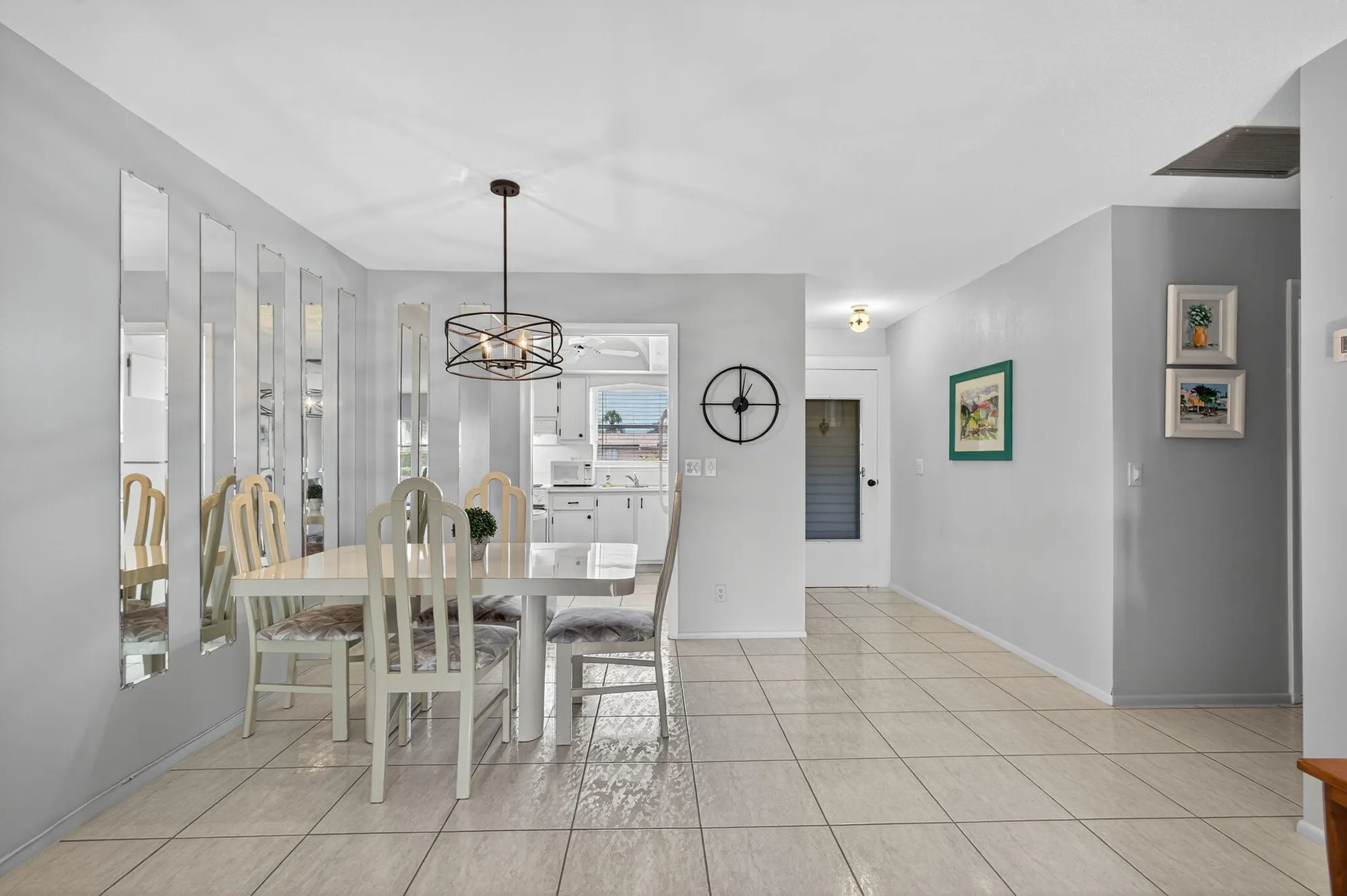 Property Slideshow image 8 of 56 | 2852 crosley c dr c, West Palm Beach, FL, 33415