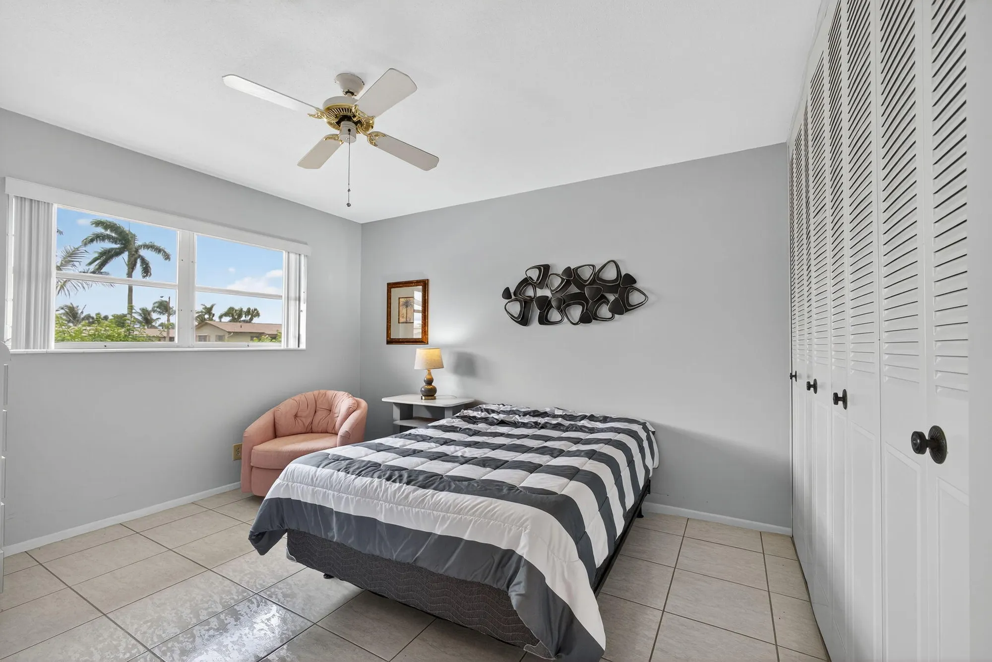 Property Slideshow image 24 of 56 | 2852 crosley c dr c, West Palm Beach, FL, 33415