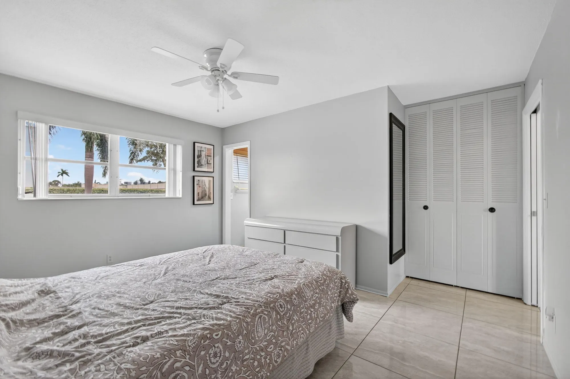 Property Slideshow image 29 of 56 | 2852 crosley c dr c, West Palm Beach, FL, 33415