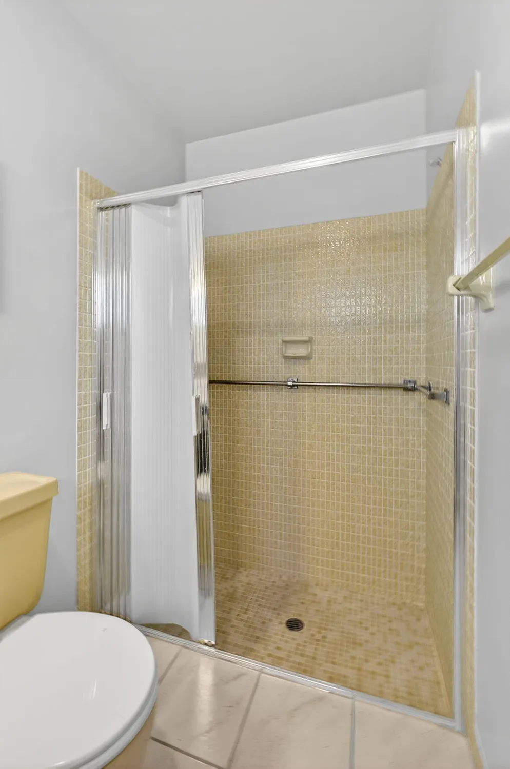 Property Slideshow image 33 of 56 | 2852 crosley c dr c, West Palm Beach, FL, 33415