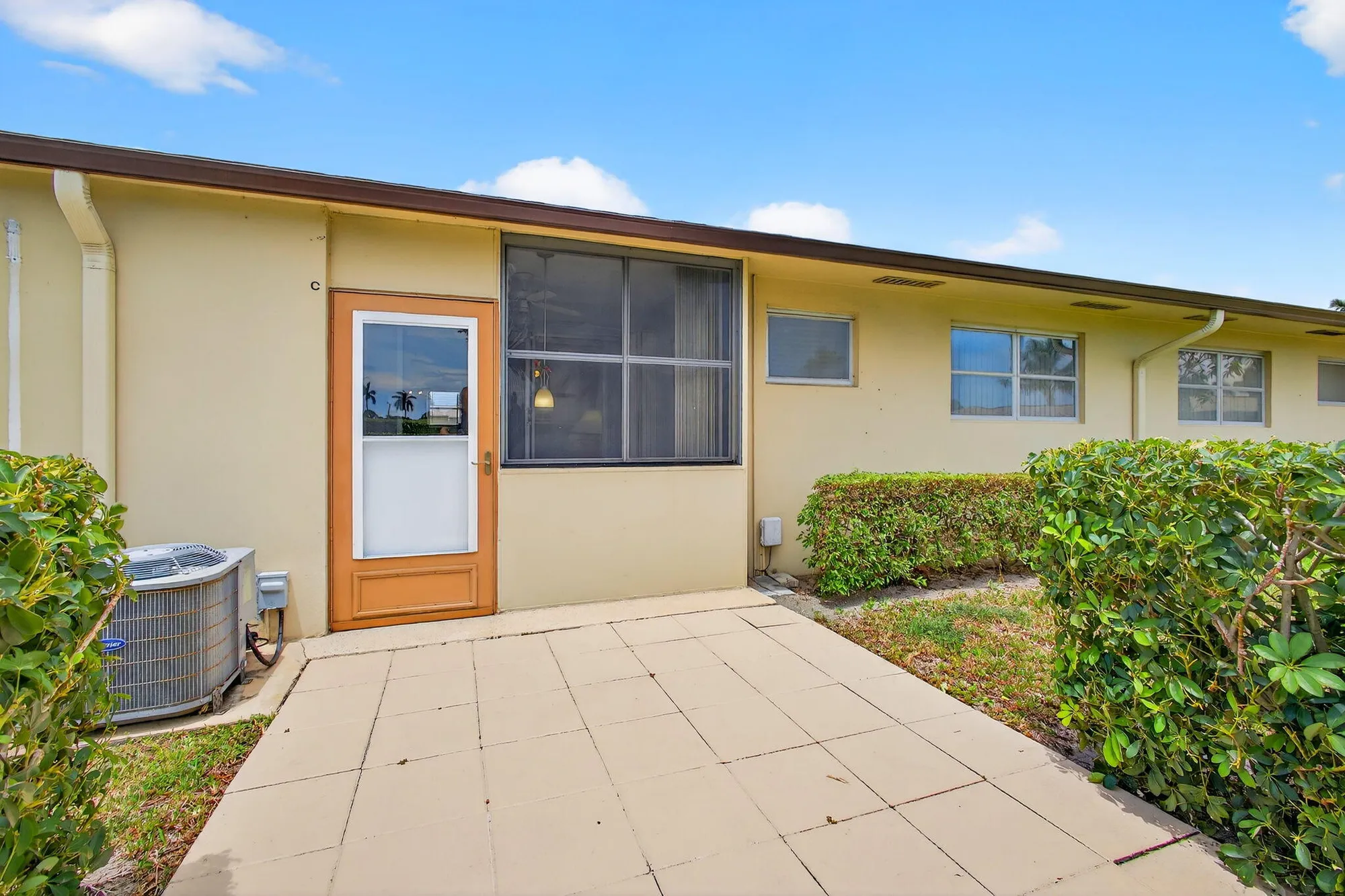 Property Slideshow image 36 of 56 | 2852 crosley c dr c, West Palm Beach, FL, 33415