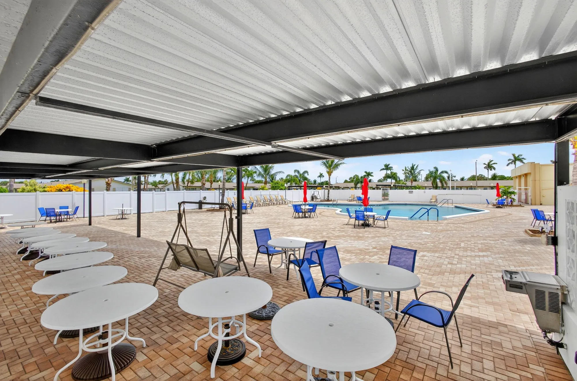 Property Slideshow image 42 of 56 | 2852 crosley c dr c, West Palm Beach, FL, 33415