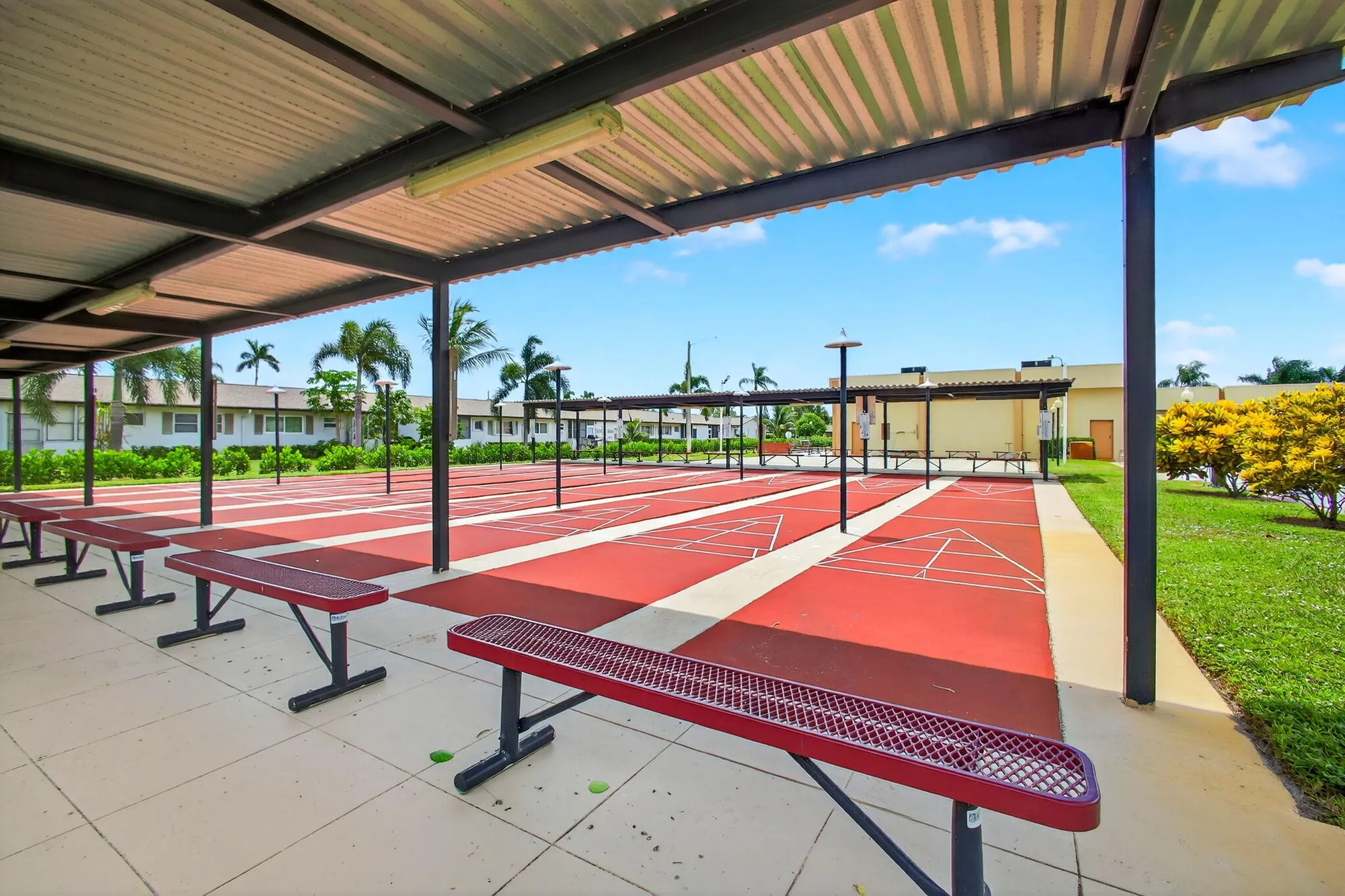 Property Slideshow image 46 of 56 | 2852 crosley c dr c, West Palm Beach, FL, 33415