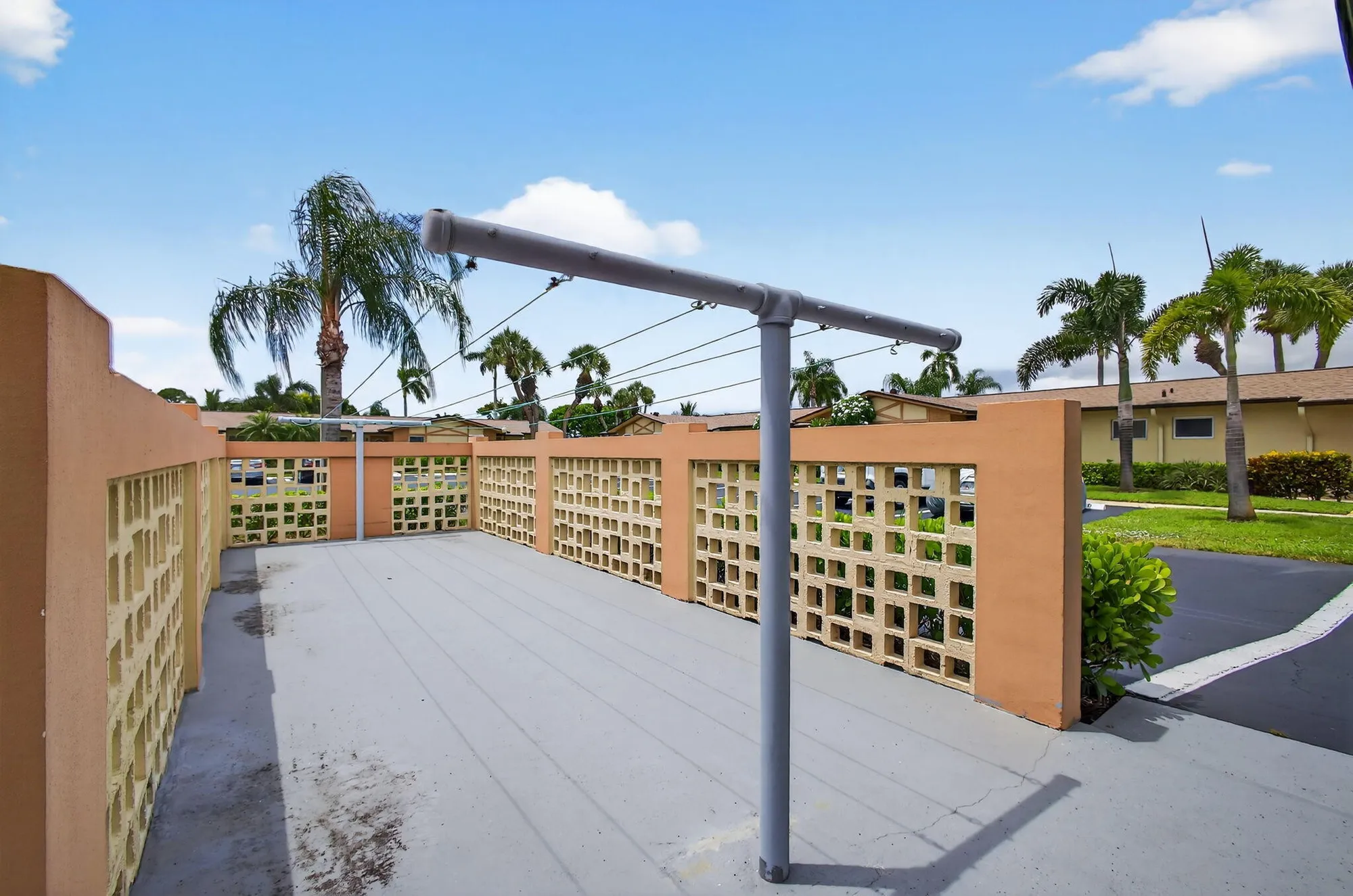 Property Slideshow image 49 of 56 | 2852 crosley c dr c, West Palm Beach, FL, 33415