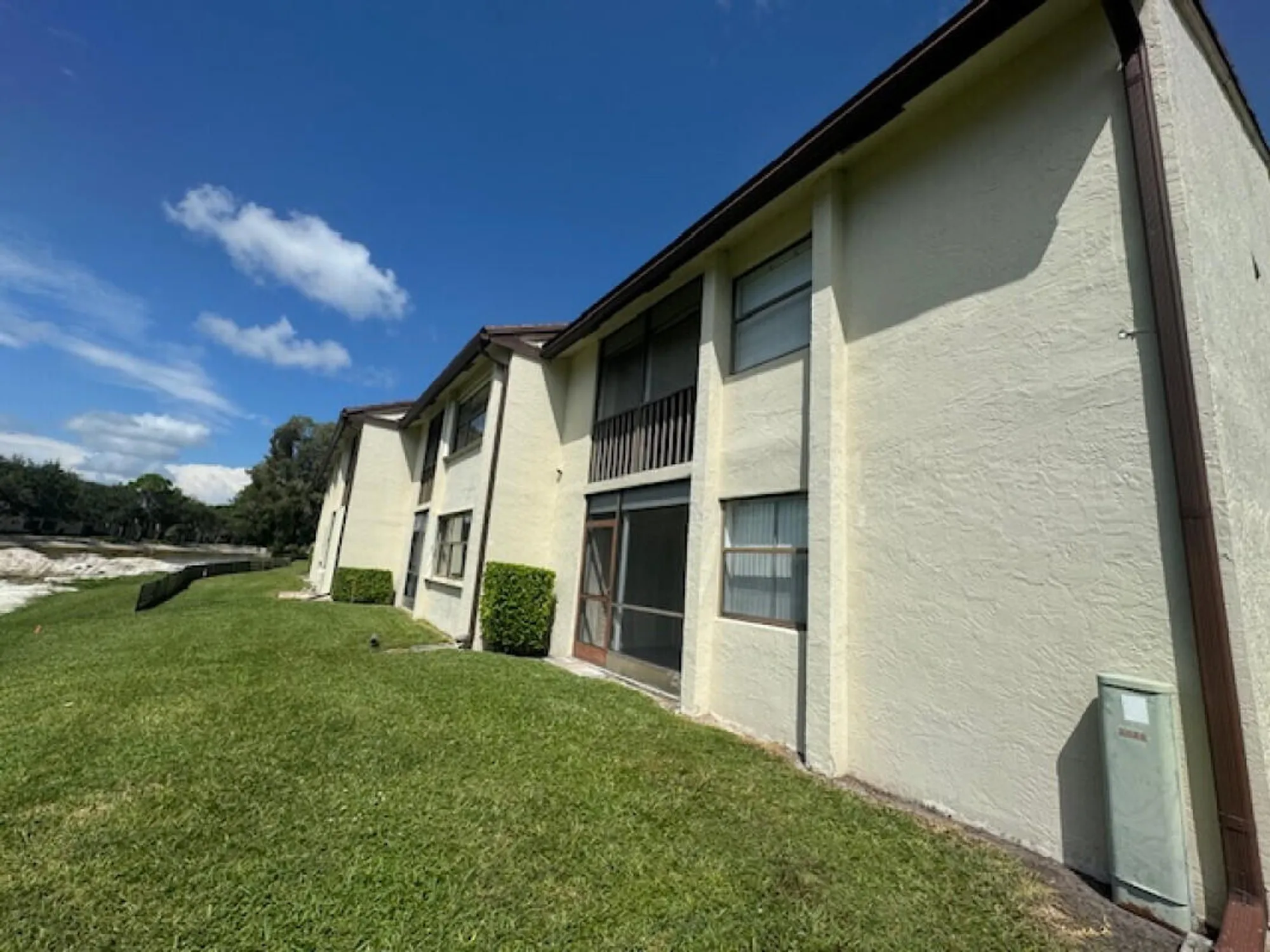 Property Slideshow image 11 of 11 | 7674 tahiti ln 101, Lake Worth, FL, 33467