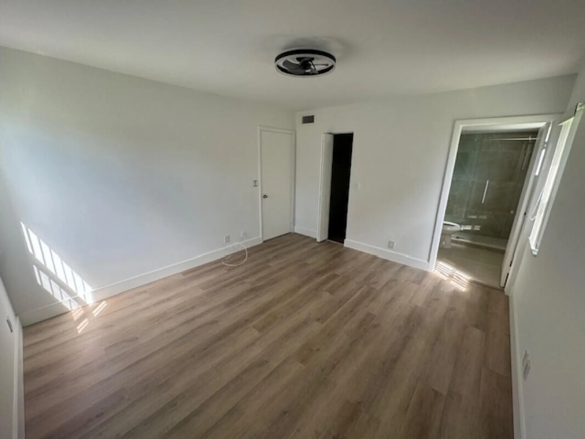 Property Slideshow image 5 of 11 | 7674 tahiti ln 101, Lake Worth, FL, 33467