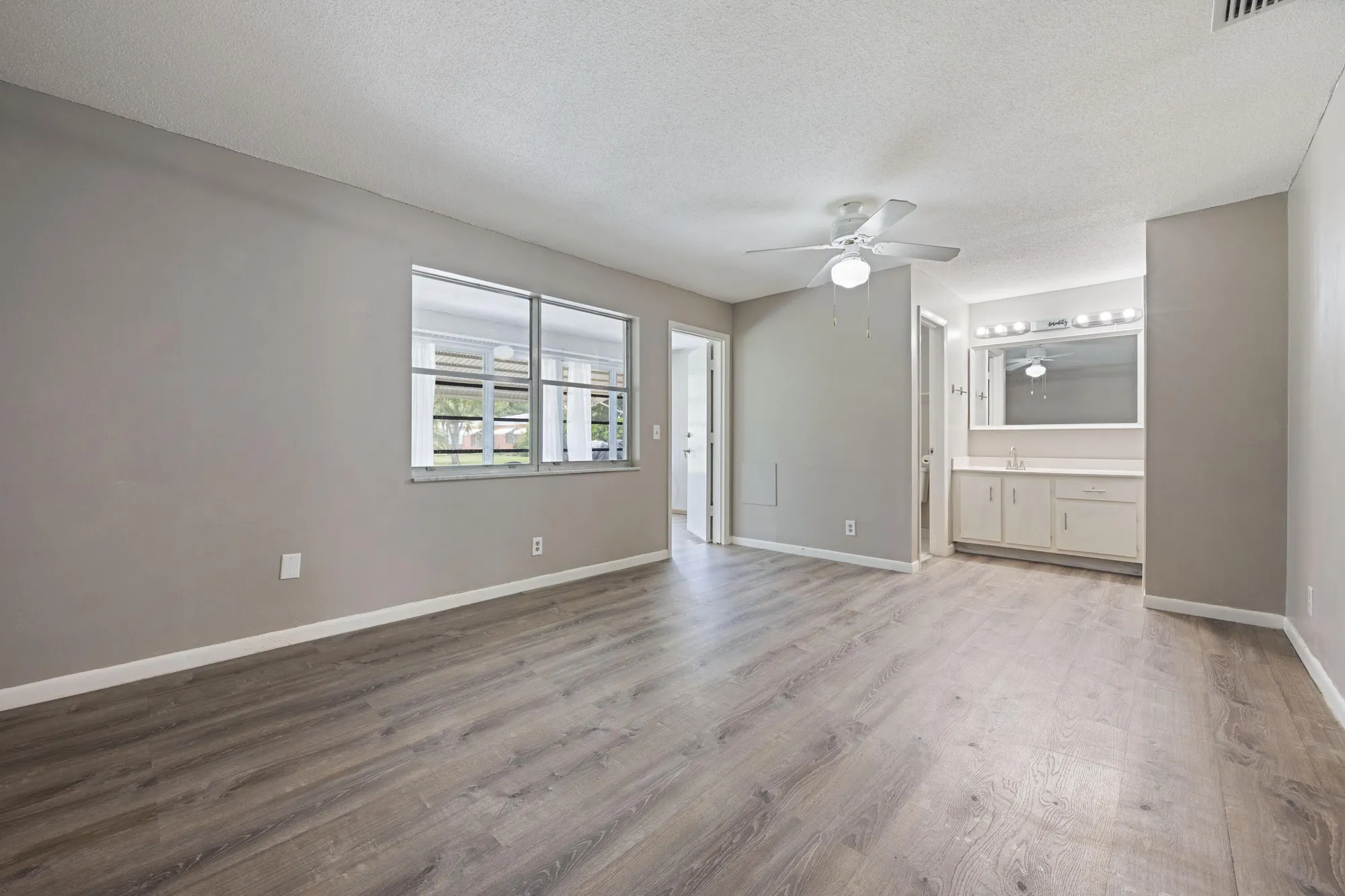 Property Slideshow image 7 of 18 | 355 main blvd c, Boynton Beach, FL, 33435