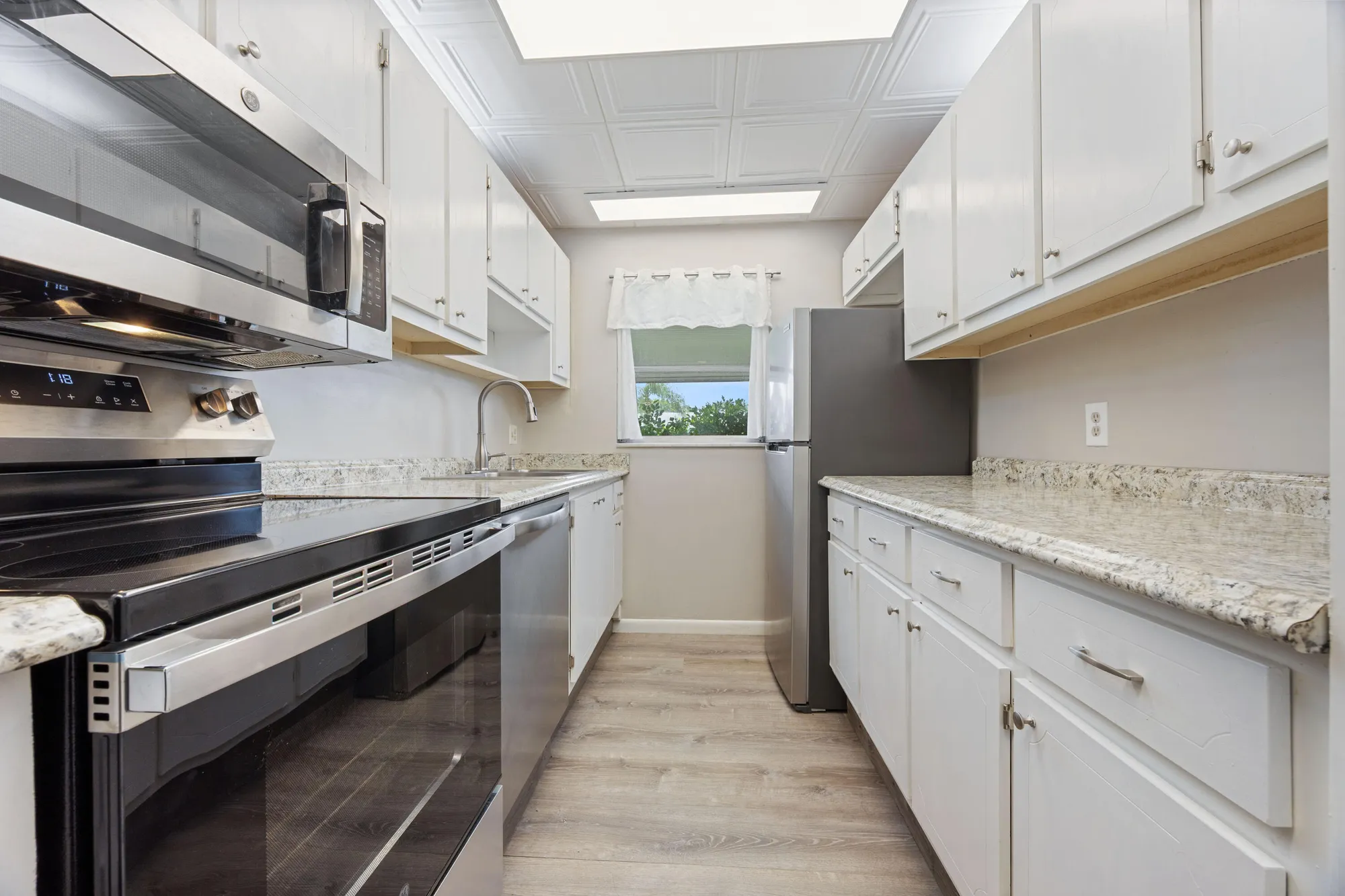 Property Slideshow image 6 of 18 | 355 main blvd c, Boynton Beach, FL, 33435