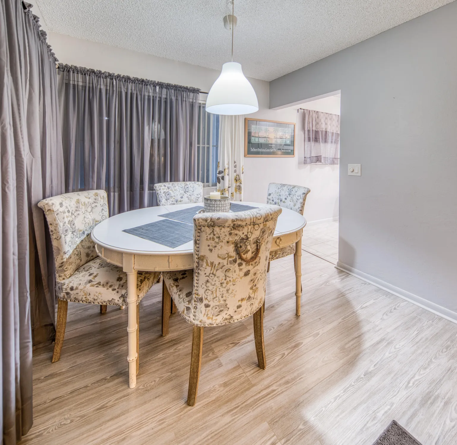 Property Slideshow image 7 of 21 | 2960 lake osborne dr 206, Lake Worth Beach, FL, 33461