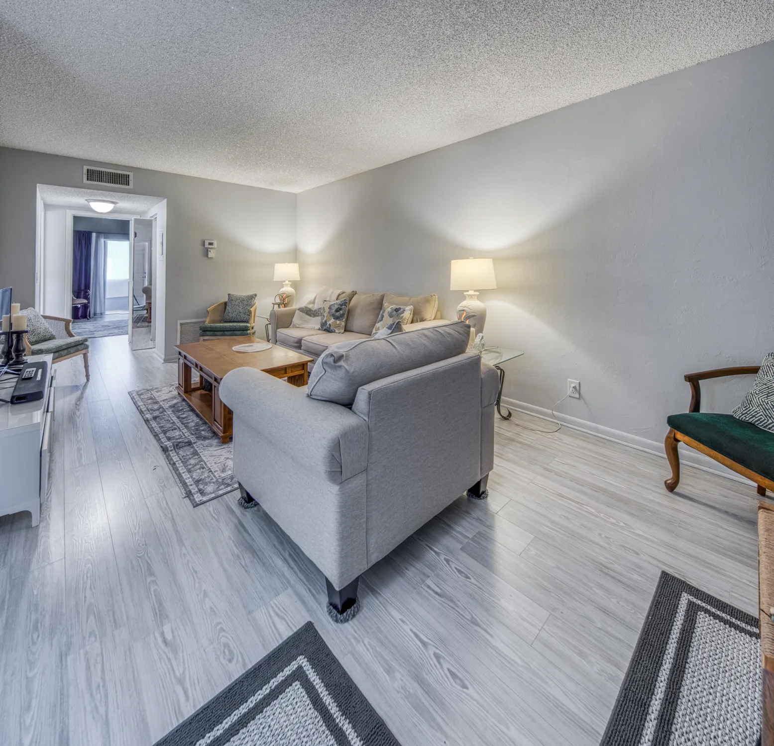 Property Slideshow image 14 of 21 | 2960 lake osborne dr 206, Lake Worth Beach, FL, 33461