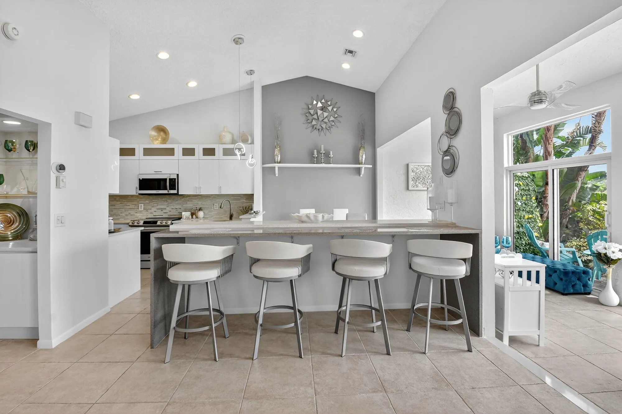 Property Slideshow image 10 of 80 | 7182 le chalet blvd, Boynton Beach, FL, 33472