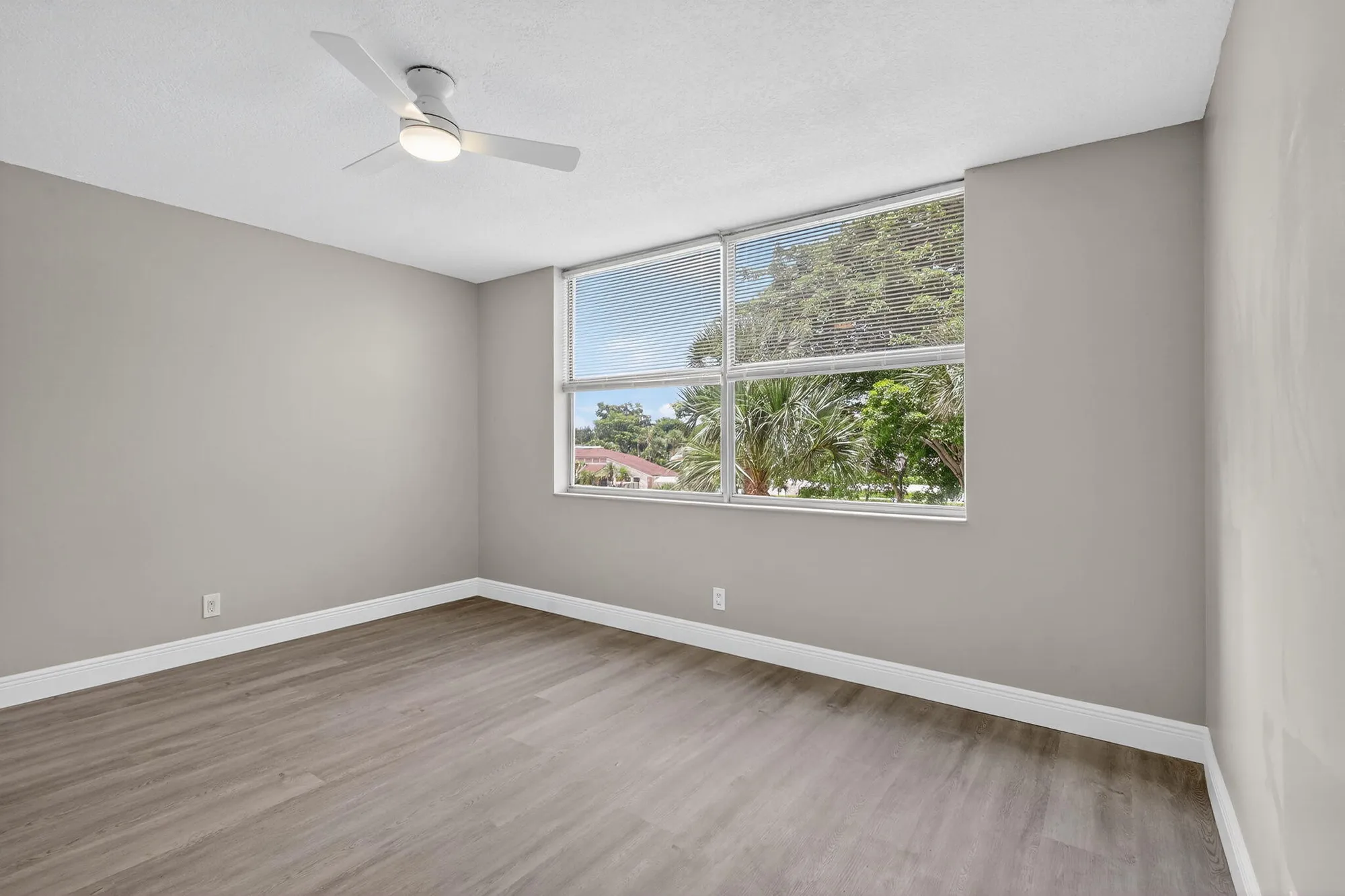 Property Slideshow image 16 of 32 | 14527 bonaire blvd 309, Delray Beach, FL, 33446