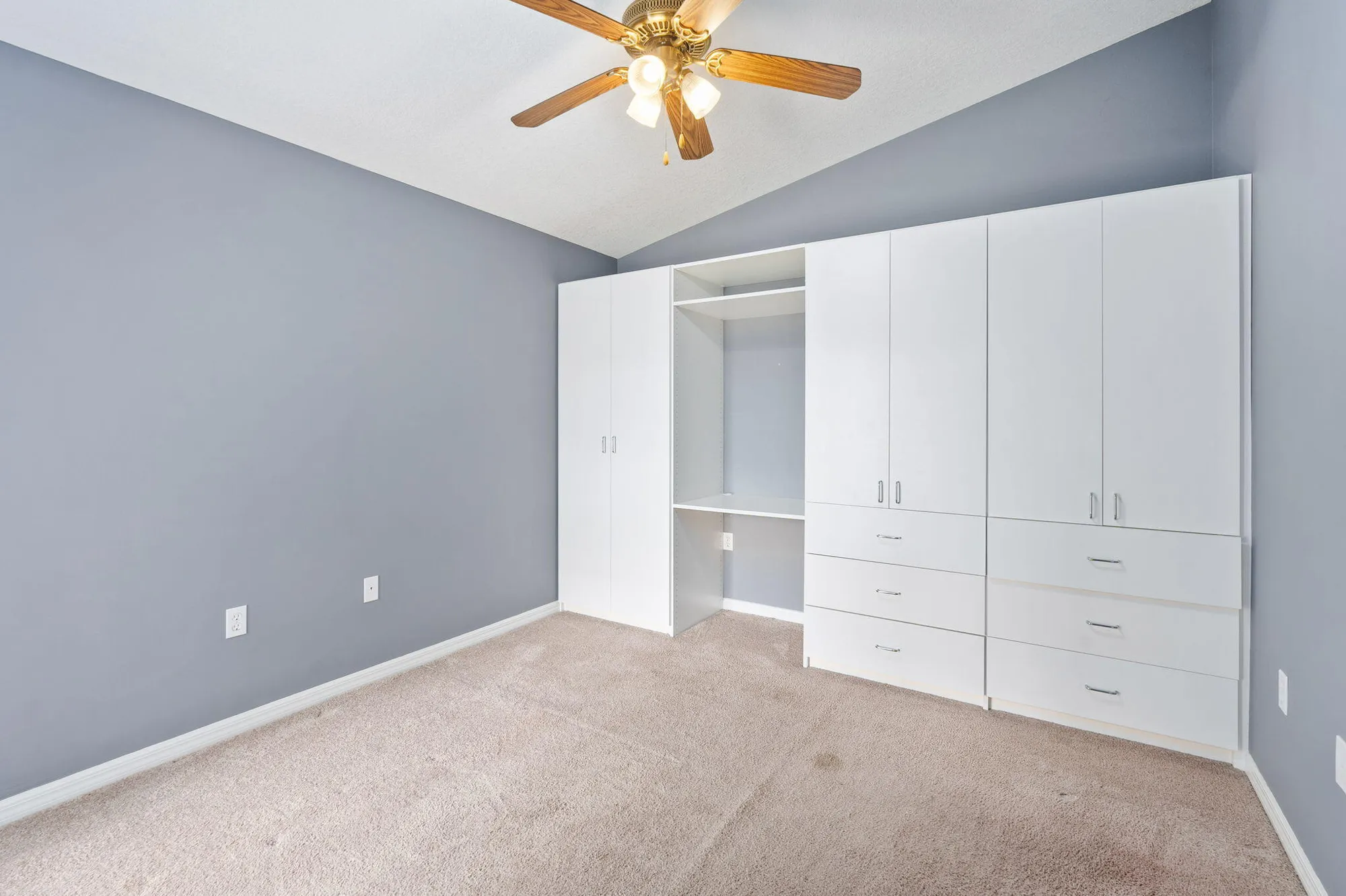 Property Slideshow image 26 of 40 | 475 sw talquin ln, Port Saint Lucie, FL, 34986