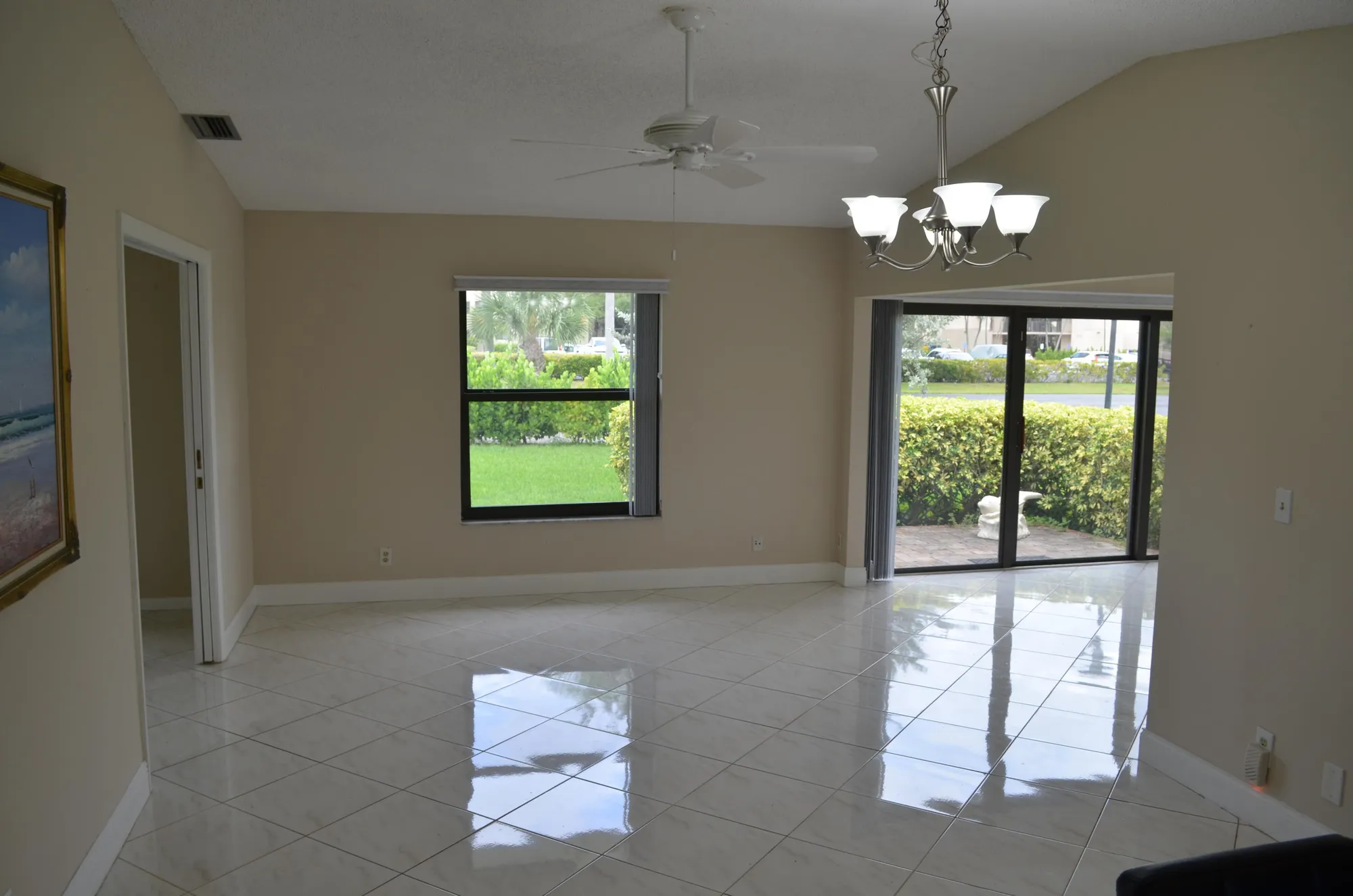 Property Slideshow image 21 of 85 | 15704 philodendron cir, Delray Beach, FL, 33484