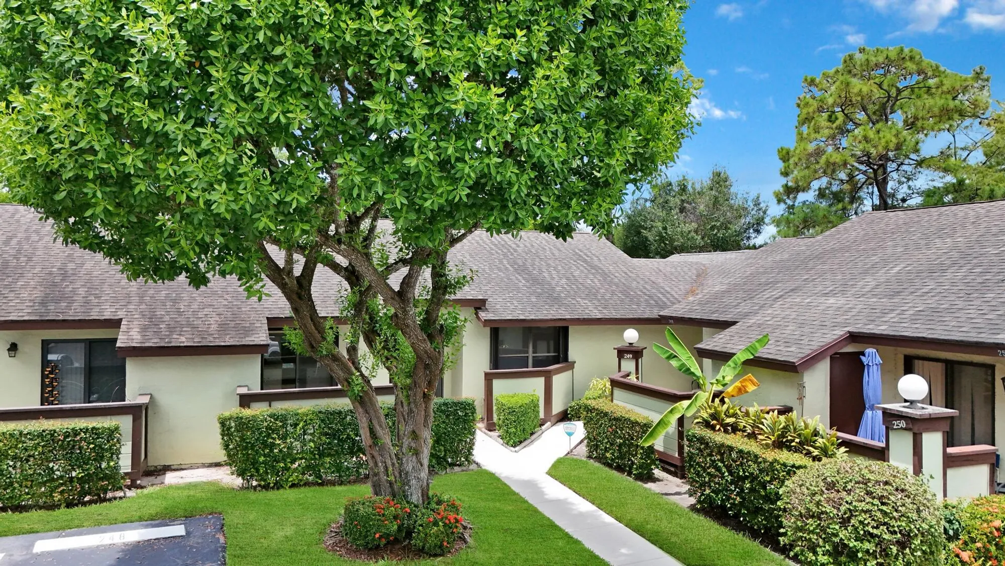 Property Slideshow image 26 of 29 | 248 brandywine ct, Royal Palm Beach, FL, 33411