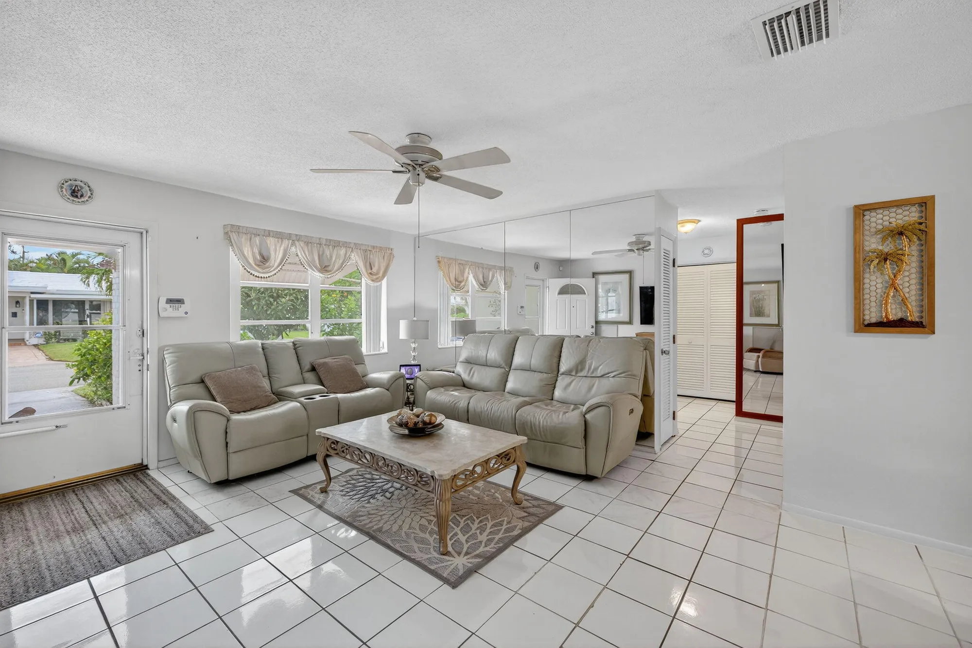 Property Slideshow image 11 of 46 | 3051 nw 1st dr, Pompano Beach, FL, 33064