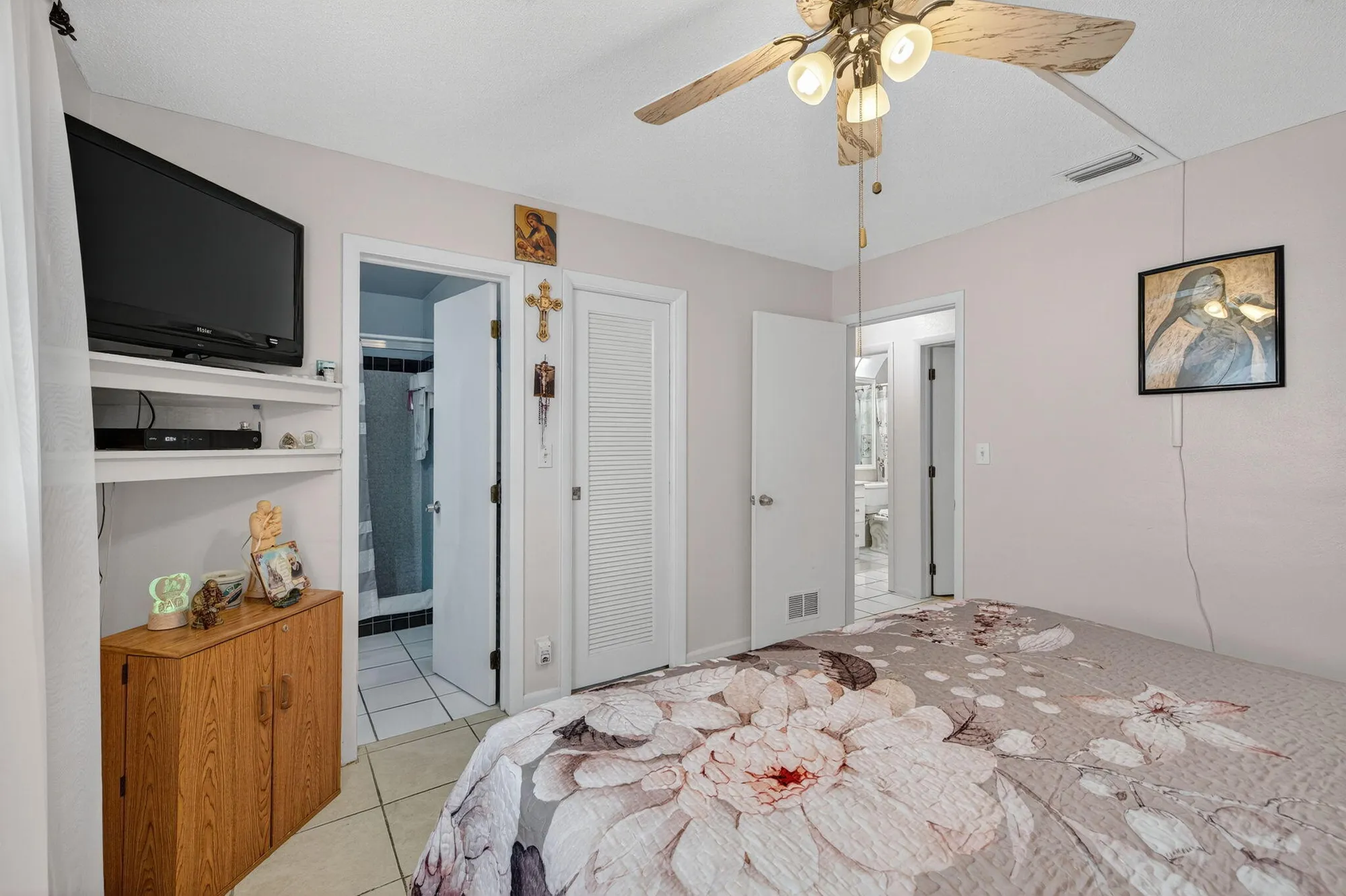 Property Slideshow image 34 of 46 | 3051 nw 1st dr, Pompano Beach, FL, 33064