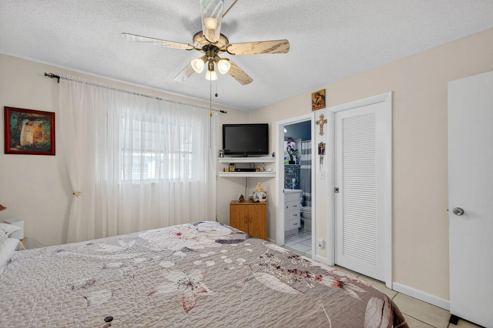 Property Slideshow image 33 of 46 | 3051 nw 1st dr, Pompano Beach, FL, 33064