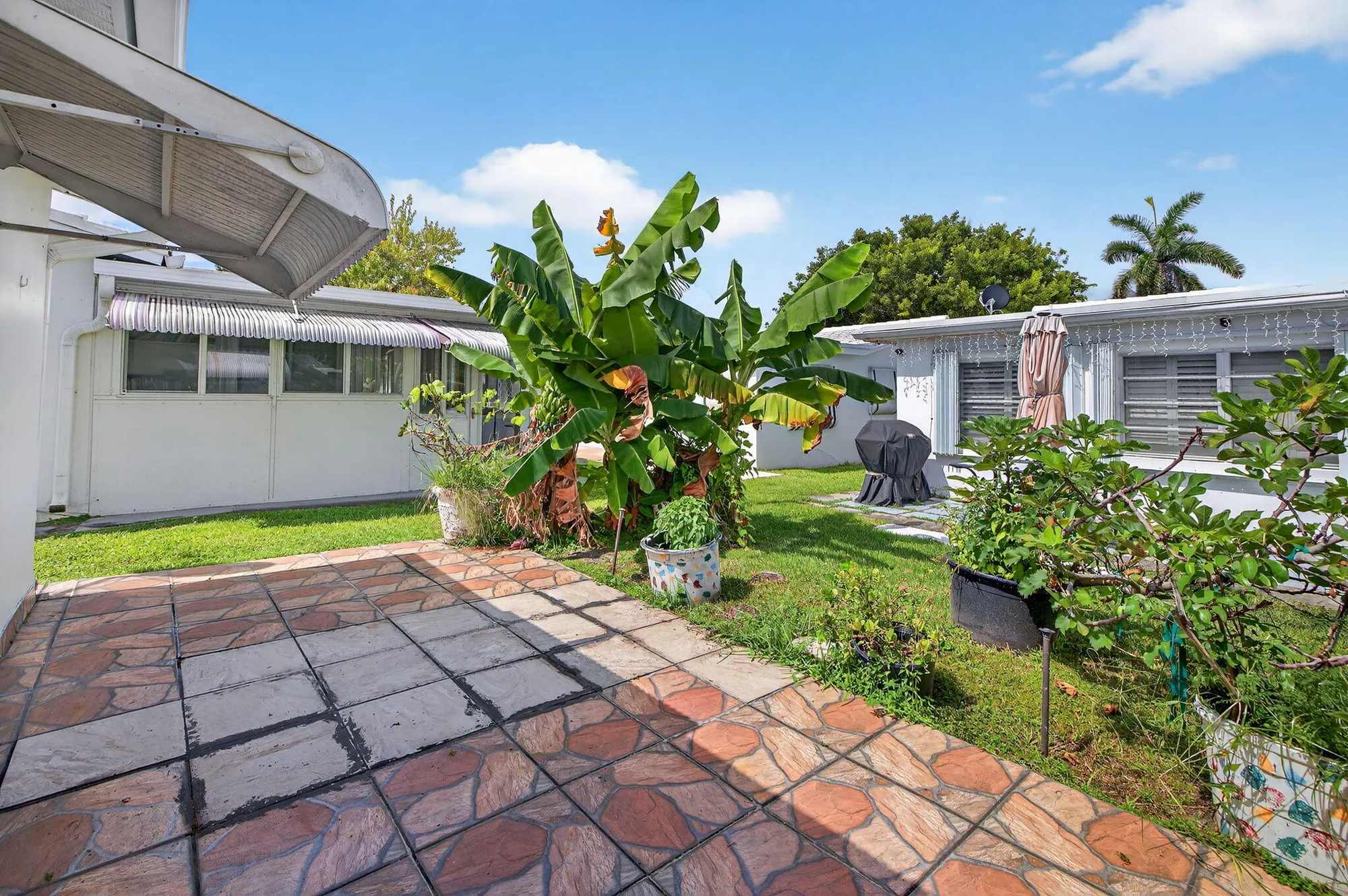 Property Slideshow image 41 of 46 | 3051 nw 1st dr, Pompano Beach, FL, 33064