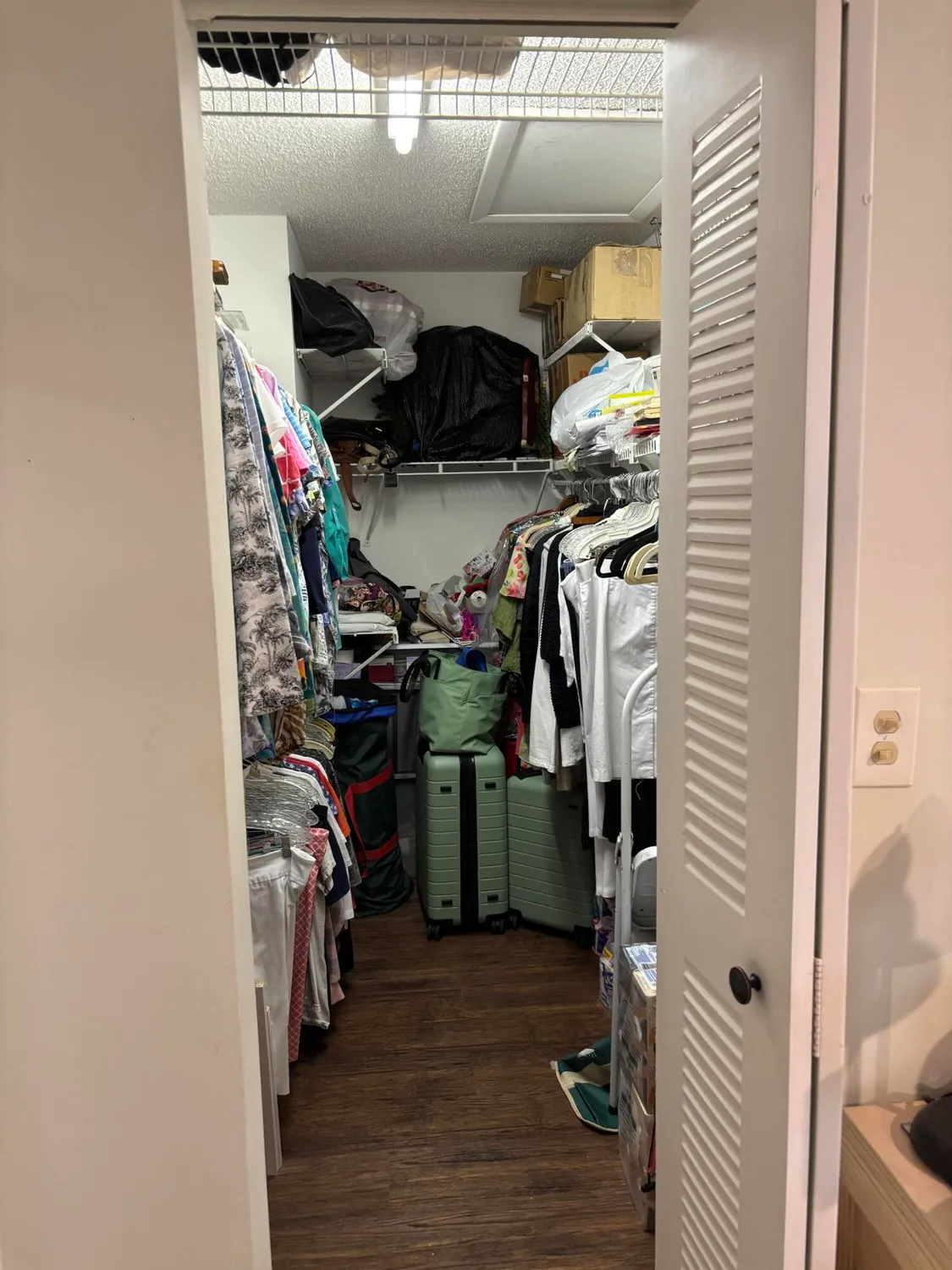 Property Slideshow image 19 of 35 | 143 lake susan dr, West Palm Beach, FL, 33411