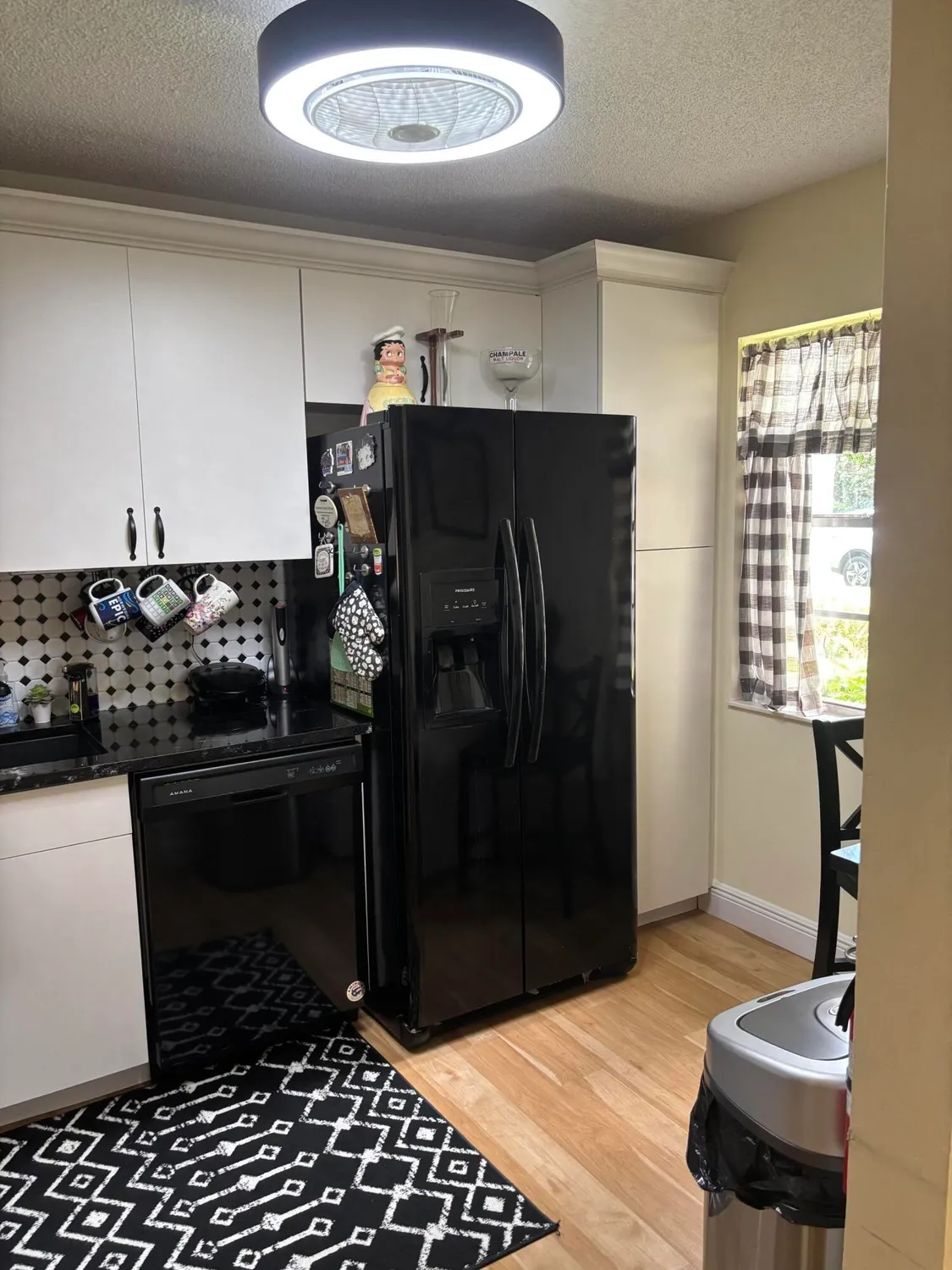 Property Slideshow image 13 of 35 | 143 lake susan dr, West Palm Beach, FL, 33411