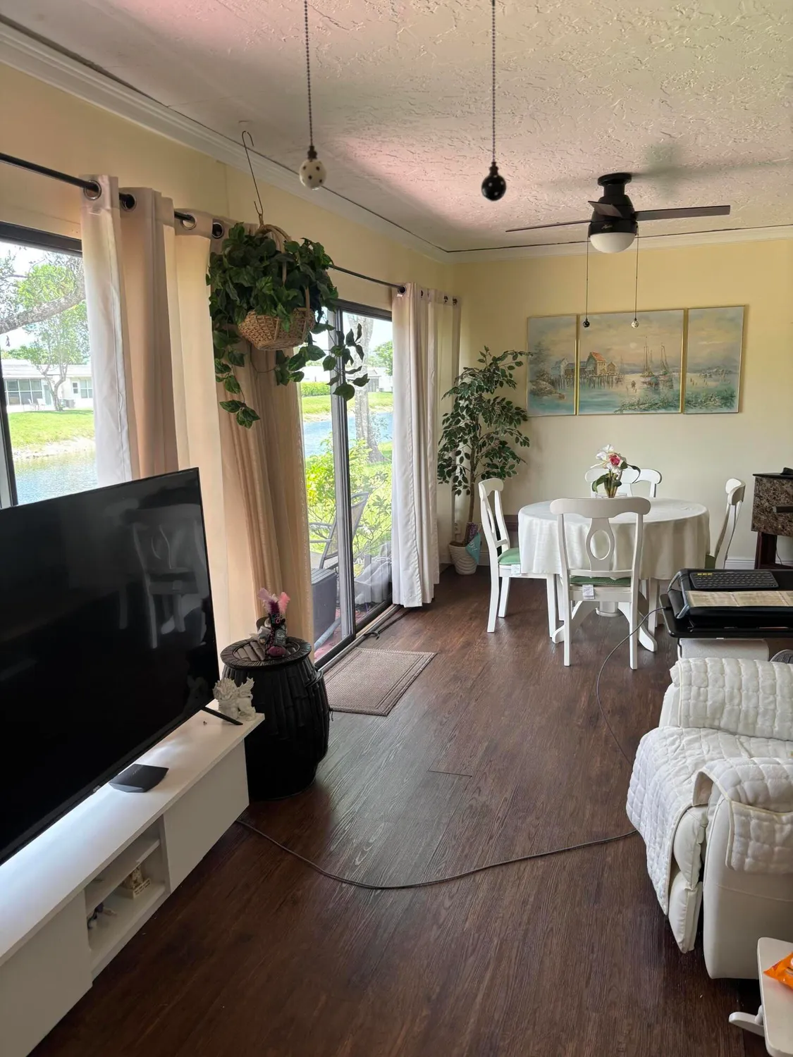 Property Slideshow image 30 of 35 | 143 lake susan dr, West Palm Beach, FL, 33411