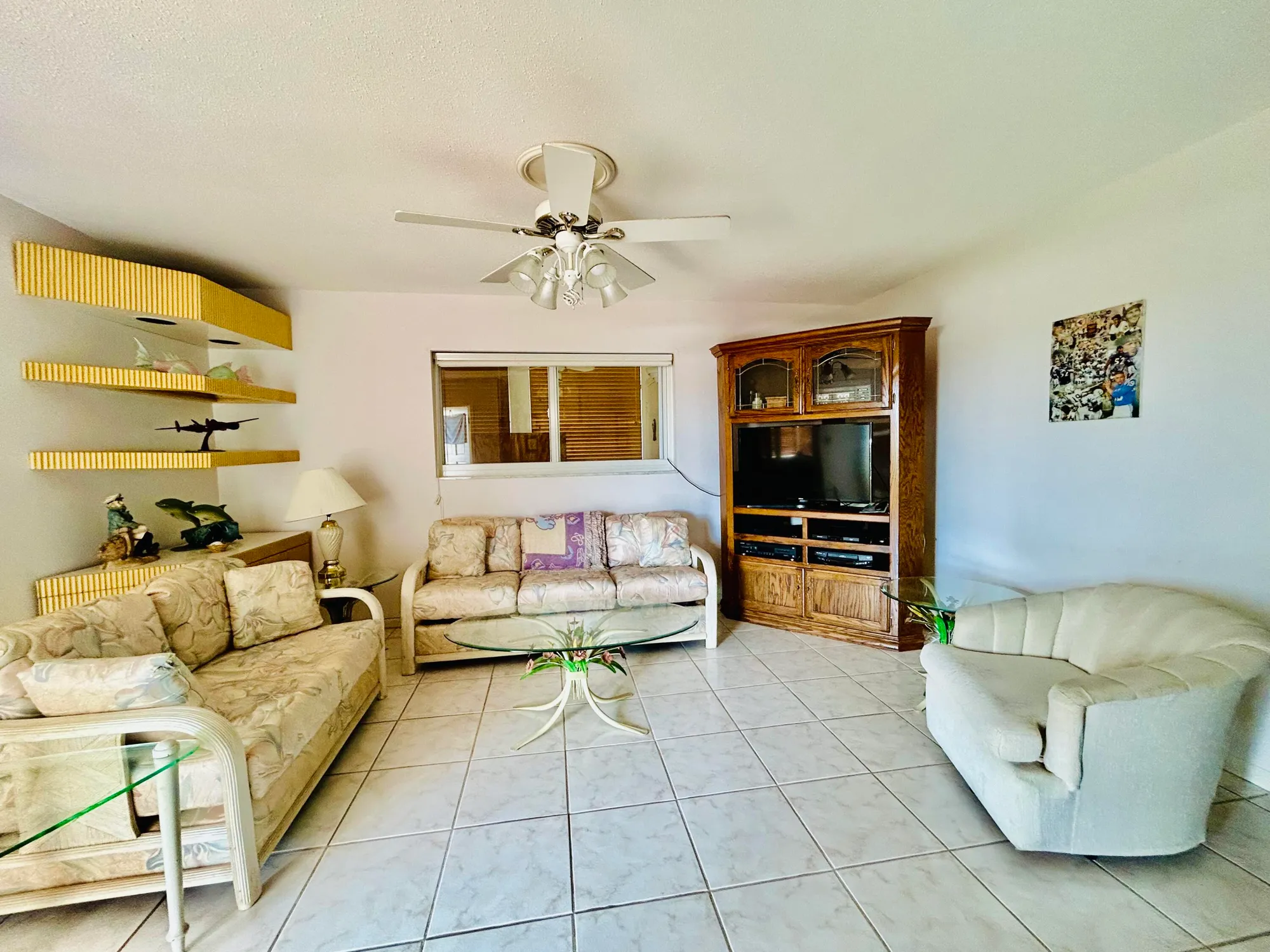 Property Slideshow image 4 of 32 | 95 plymouth l, West Palm Beach, FL, 33417