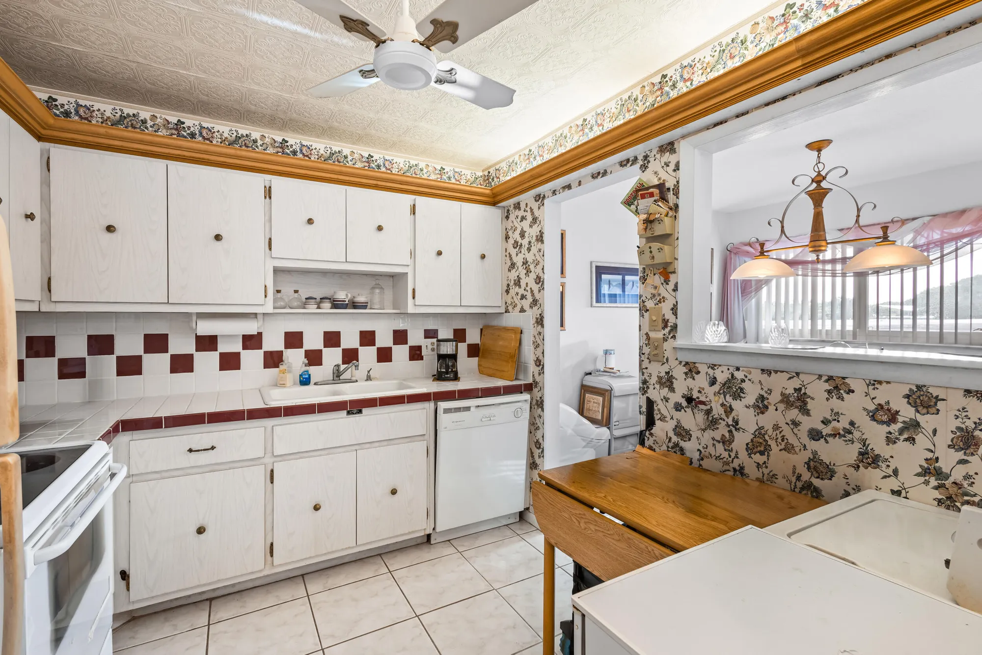 Property Slideshow image 7 of 32 | 95 plymouth l, West Palm Beach, FL, 33417