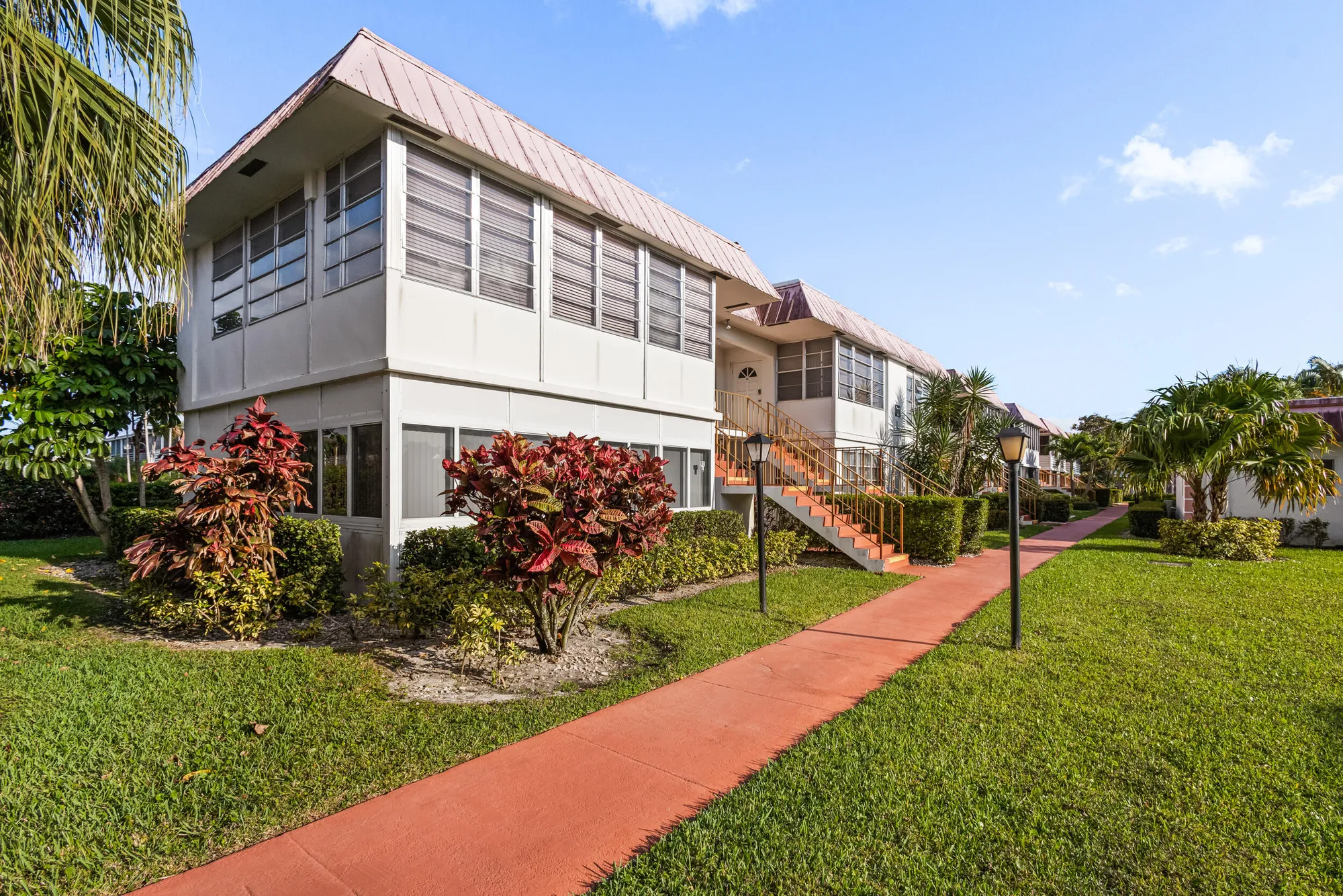 Property Slideshow image 13 of 32 | 95 plymouth l, West Palm Beach, FL, 33417
