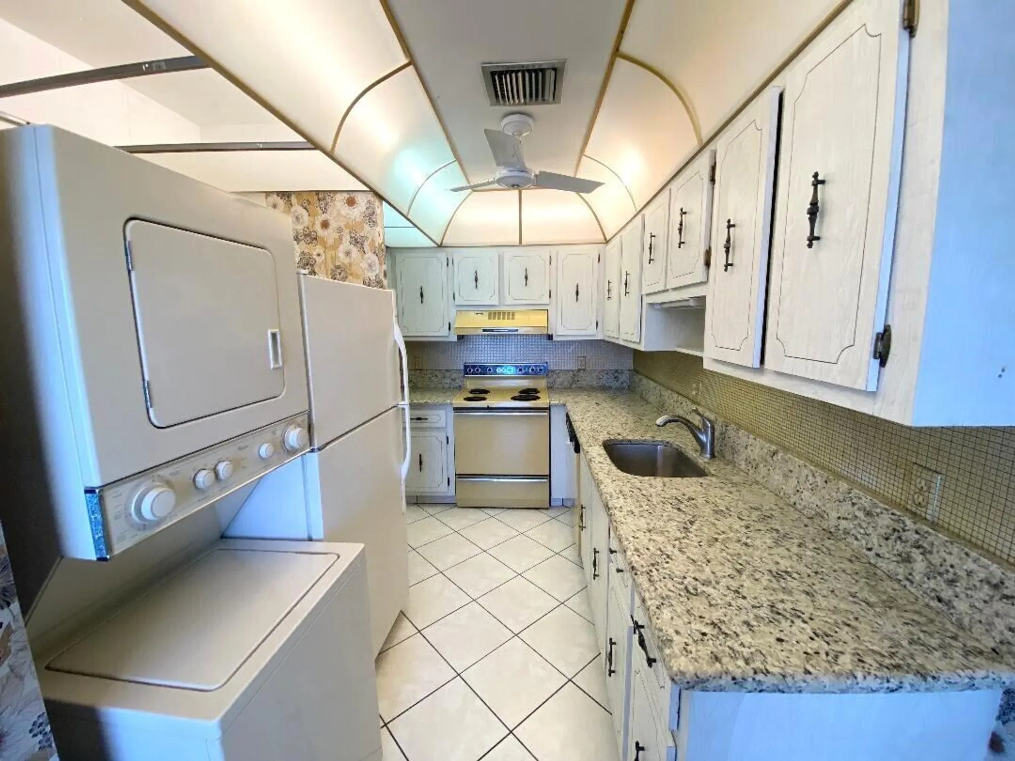 Property Slideshow image 4 of 29 | 1141 violet ter 101, Delray Beach, FL, 33445