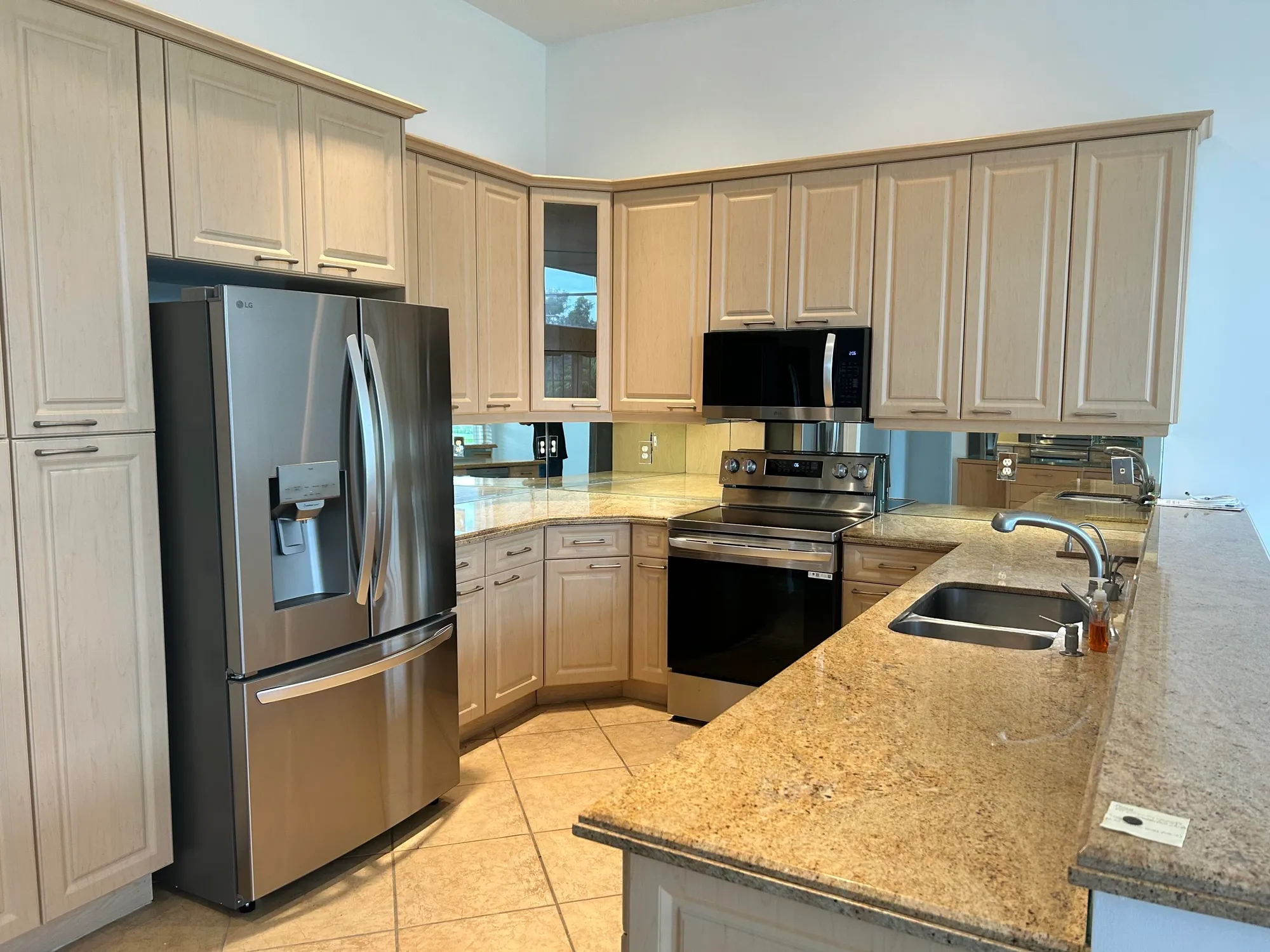 Property Slideshow image 7 of 30 | 7059 bent menorca dr, Delray Beach, FL, 33446