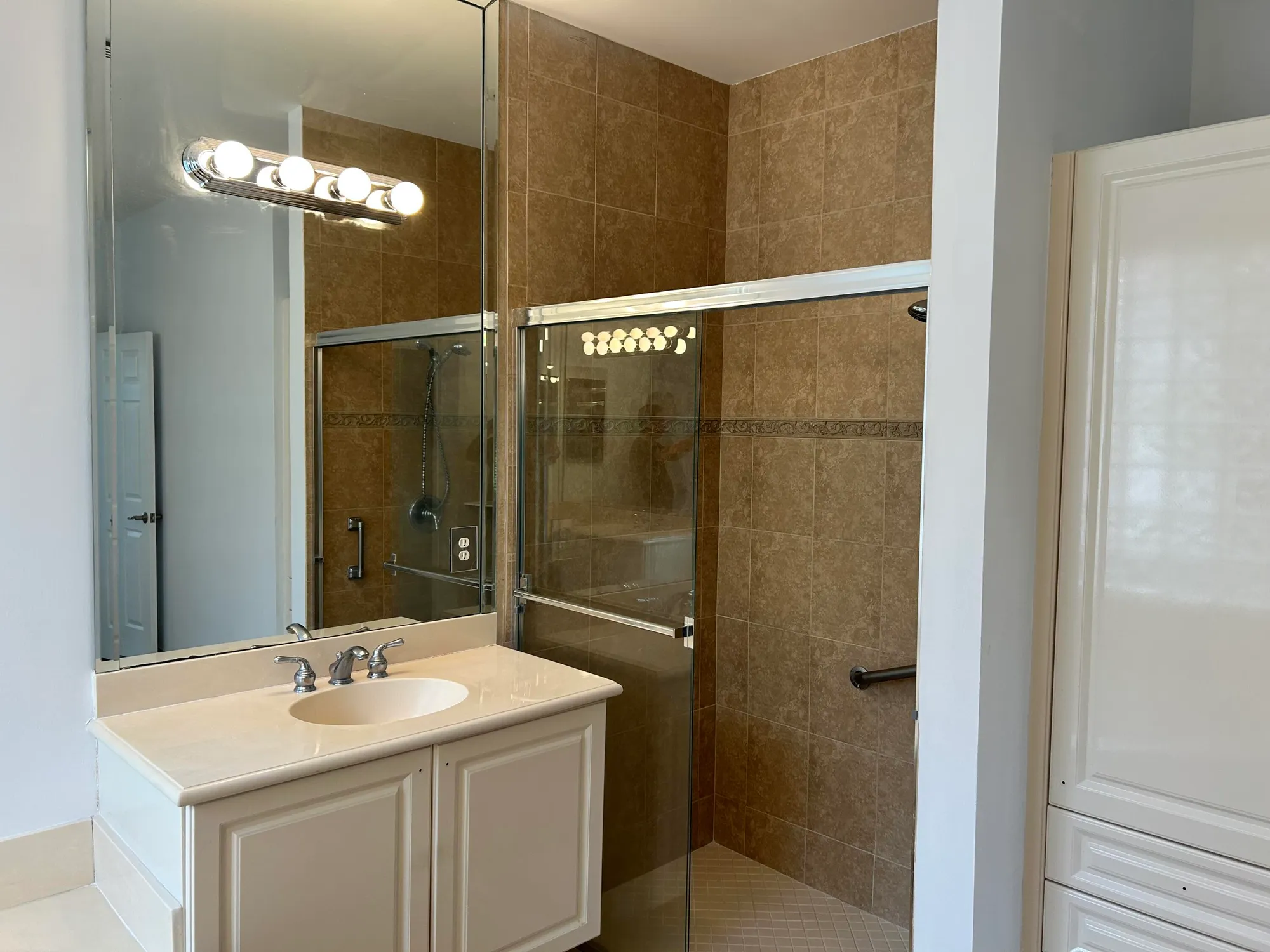 Property Slideshow image 12 of 30 | 7059 bent menorca dr, Delray Beach, FL, 33446