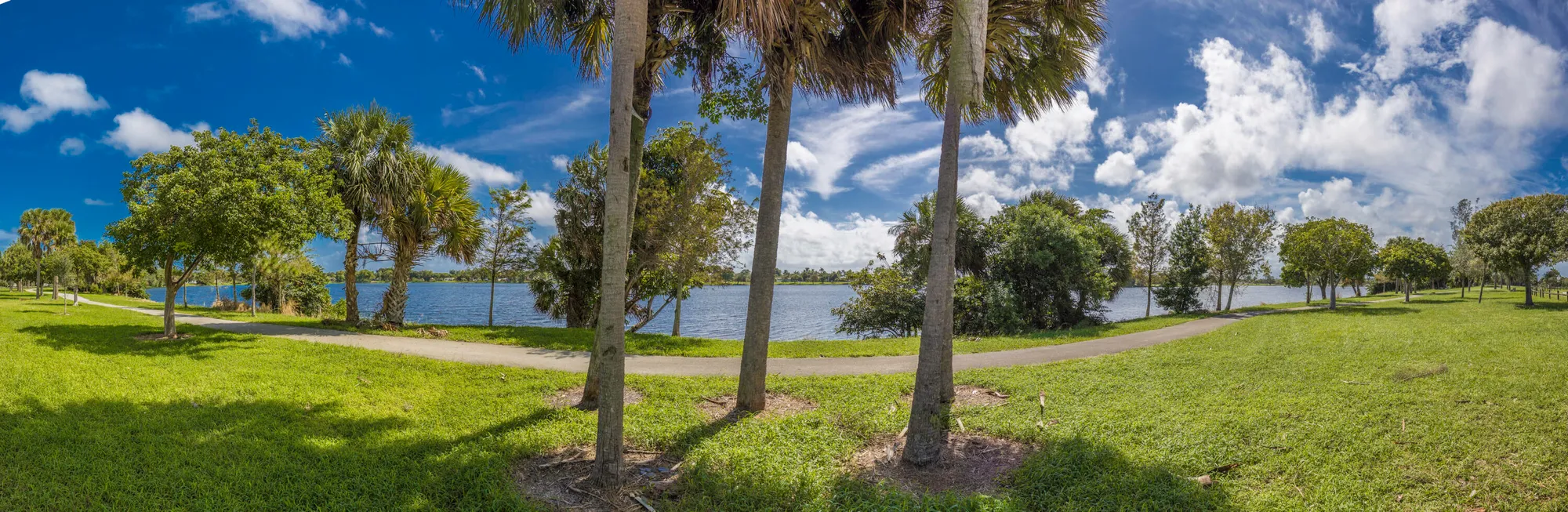Property Slideshow image 17 of 21 | 2960 lake osborne dr 206, Lake Worth Beach, FL, 33461