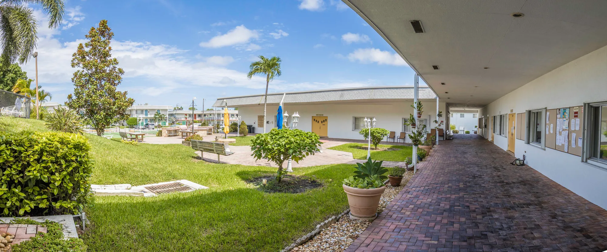 Property Slideshow image 19 of 21 | 2960 lake osborne dr 206, Lake Worth Beach, FL, 33461