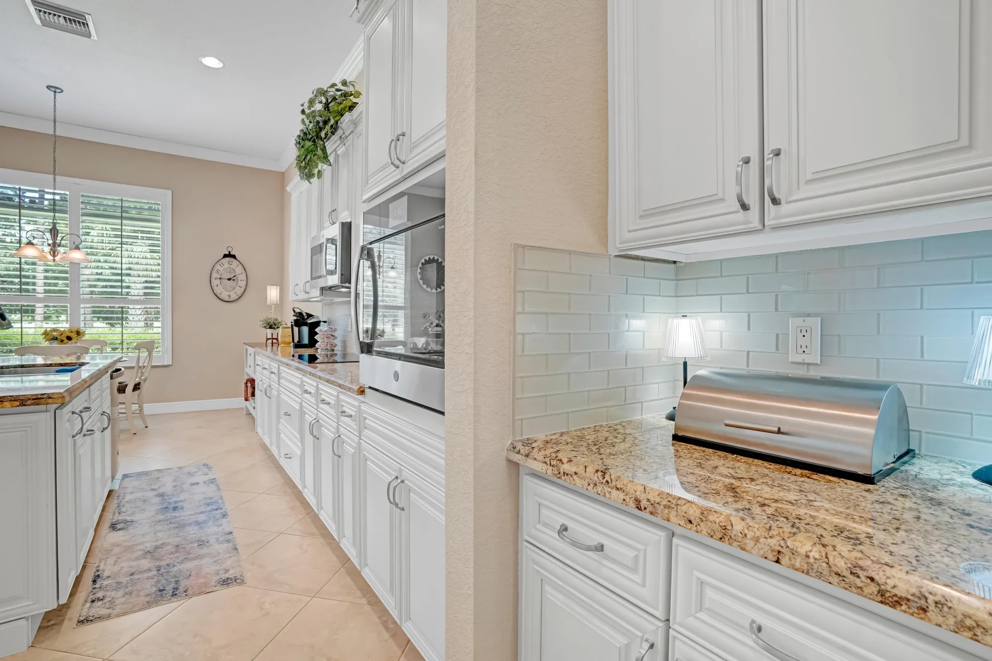 Property Slideshow image 20 of 76 | 10227 sw visconti way, Port Saint Lucie, FL, 34986