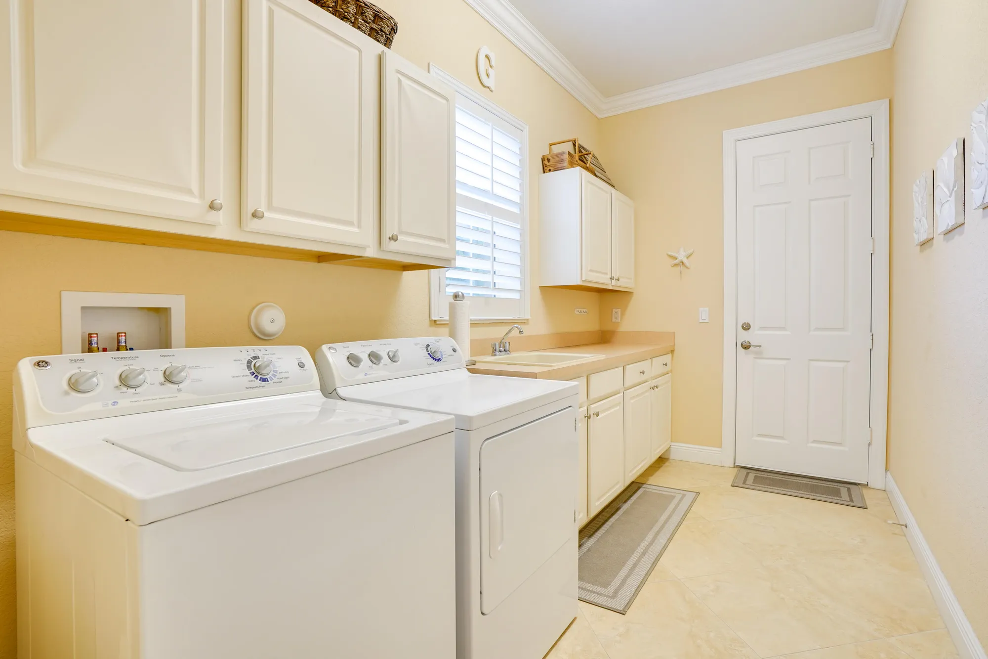Property Slideshow image 38 of 76 | 10227 sw visconti way, Port Saint Lucie, FL, 34986