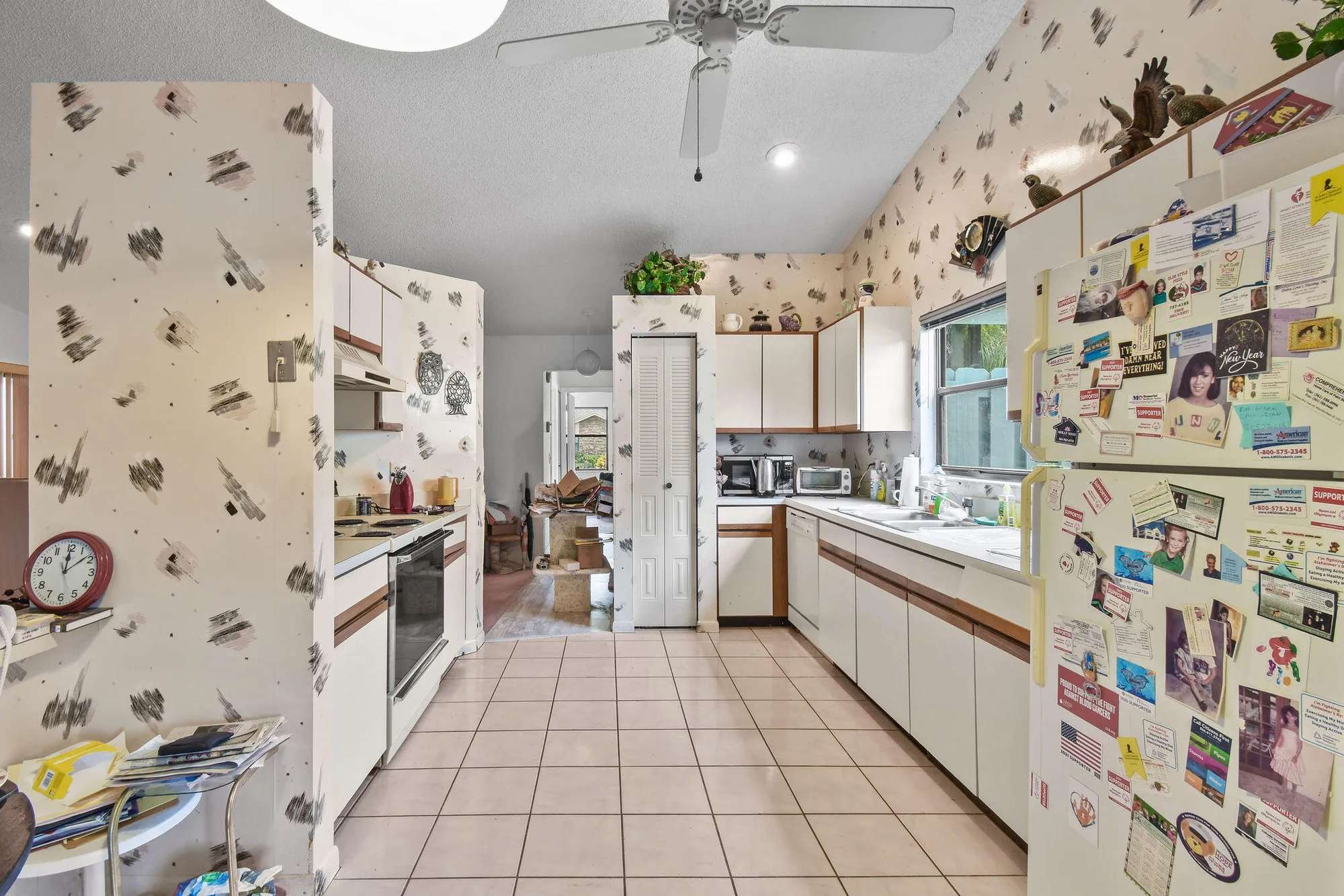 Property Slideshow image 10 of 34 | 3180 nw 6th st, Delray Beach, FL, 33445