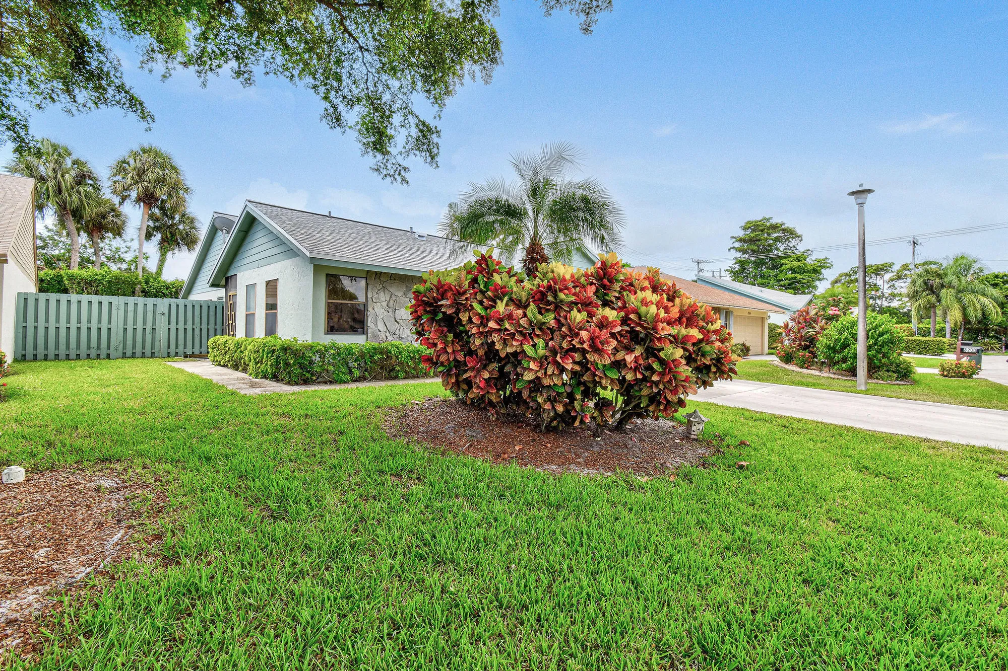 Property Slideshow image 3 of 34 | 3180 nw 6th st, Delray Beach, FL, 33445