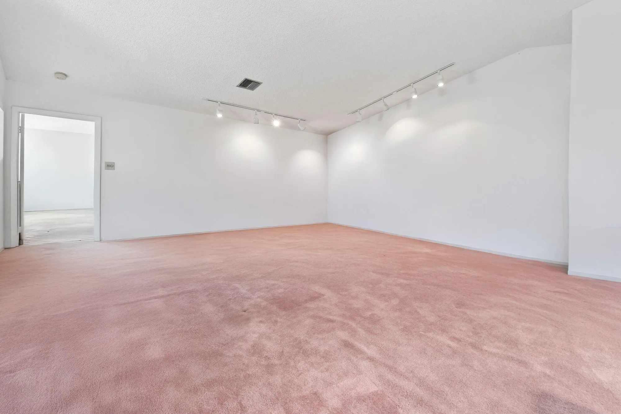 Property Slideshow image 14 of 34 | 3180 nw 6th st, Delray Beach, FL, 33445