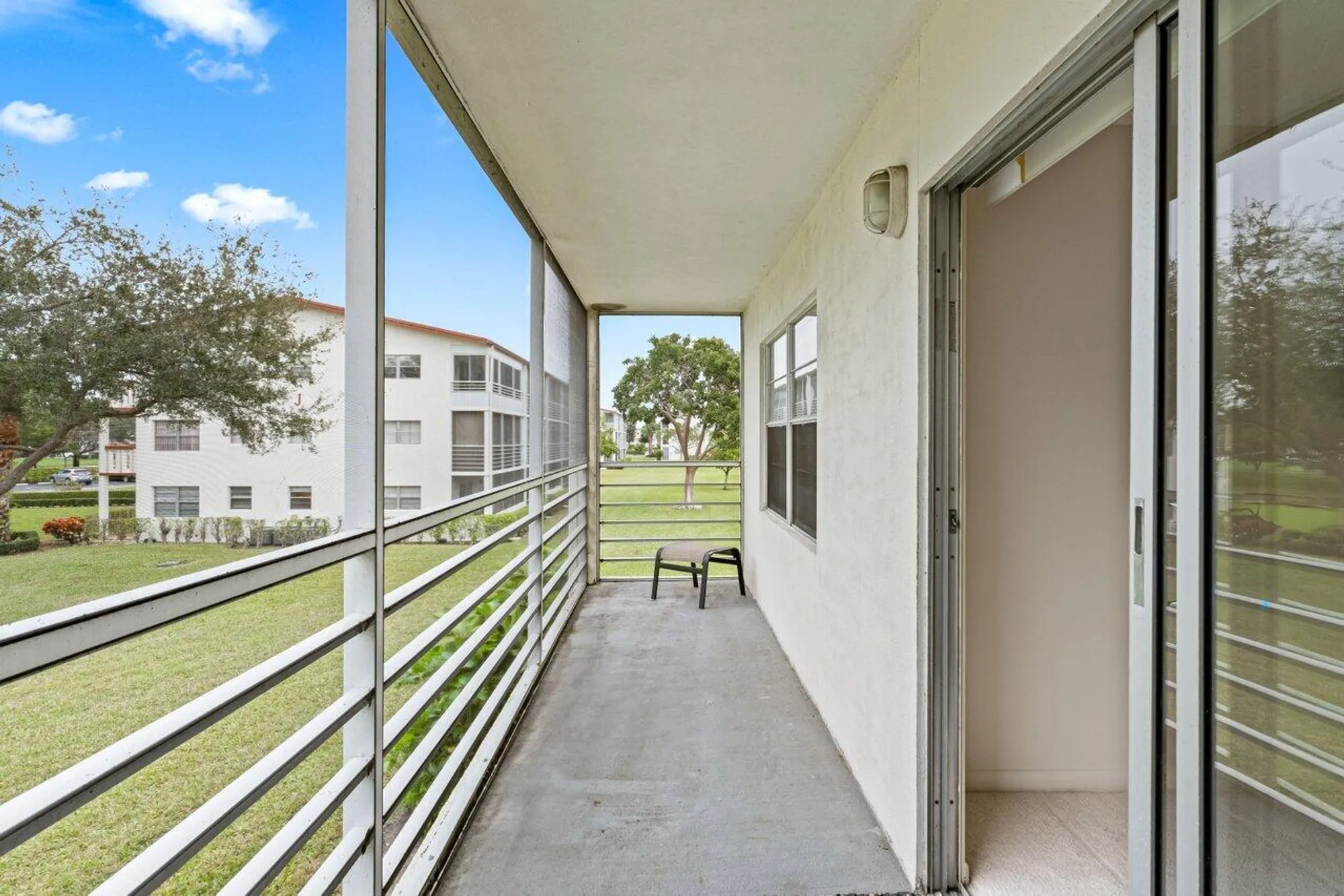 Property Slideshow image 12 of 24 | 228 brighton f, Boca Raton, FL, 33434