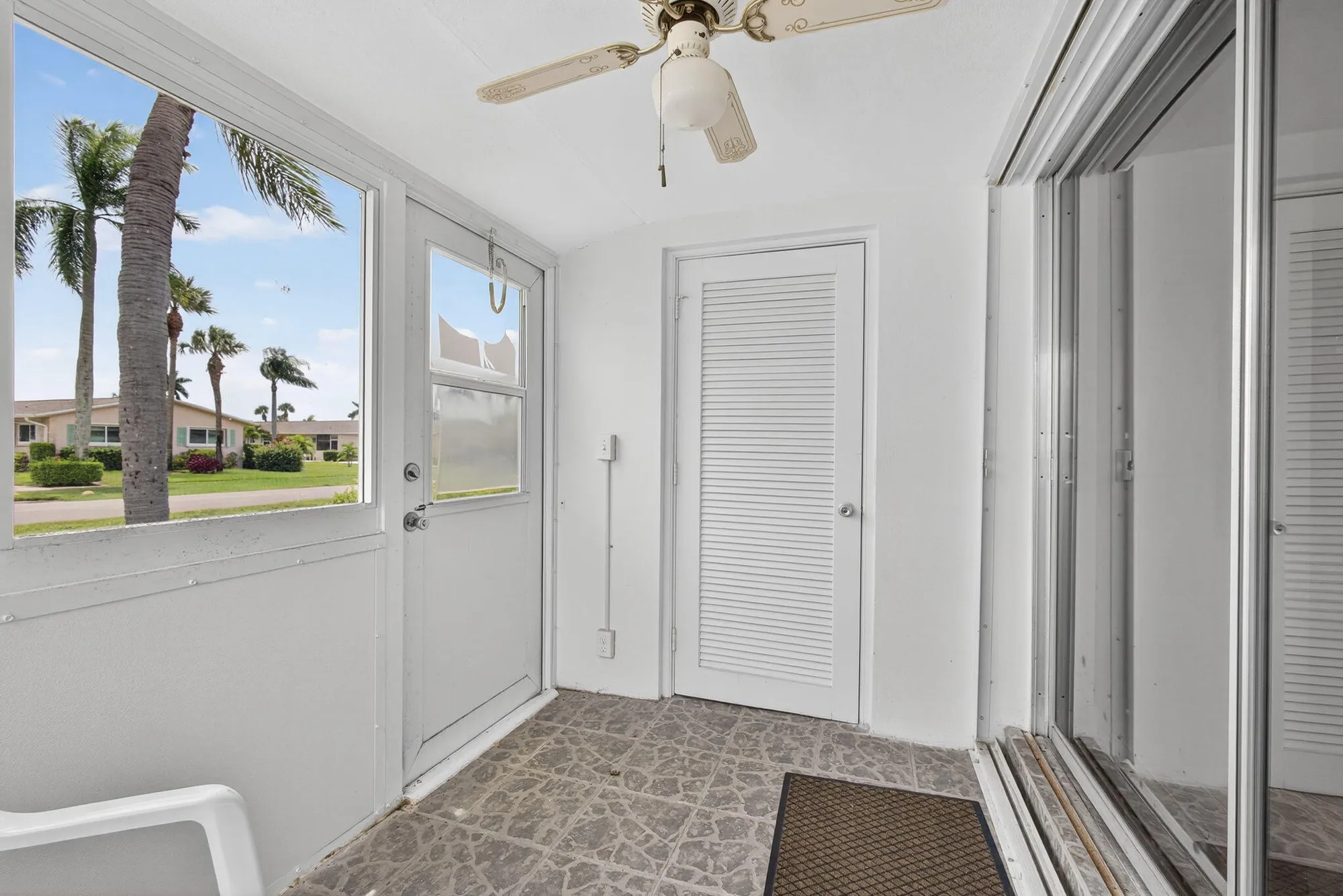 Property Slideshow image 26 of 39 | 2691 dudley dr a, West Palm Beach, FL, 33415