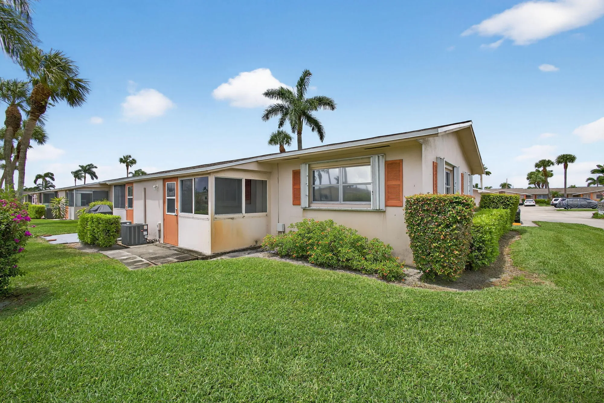 Property Slideshow image 30 of 39 | 2691 dudley dr a, West Palm Beach, FL, 33415