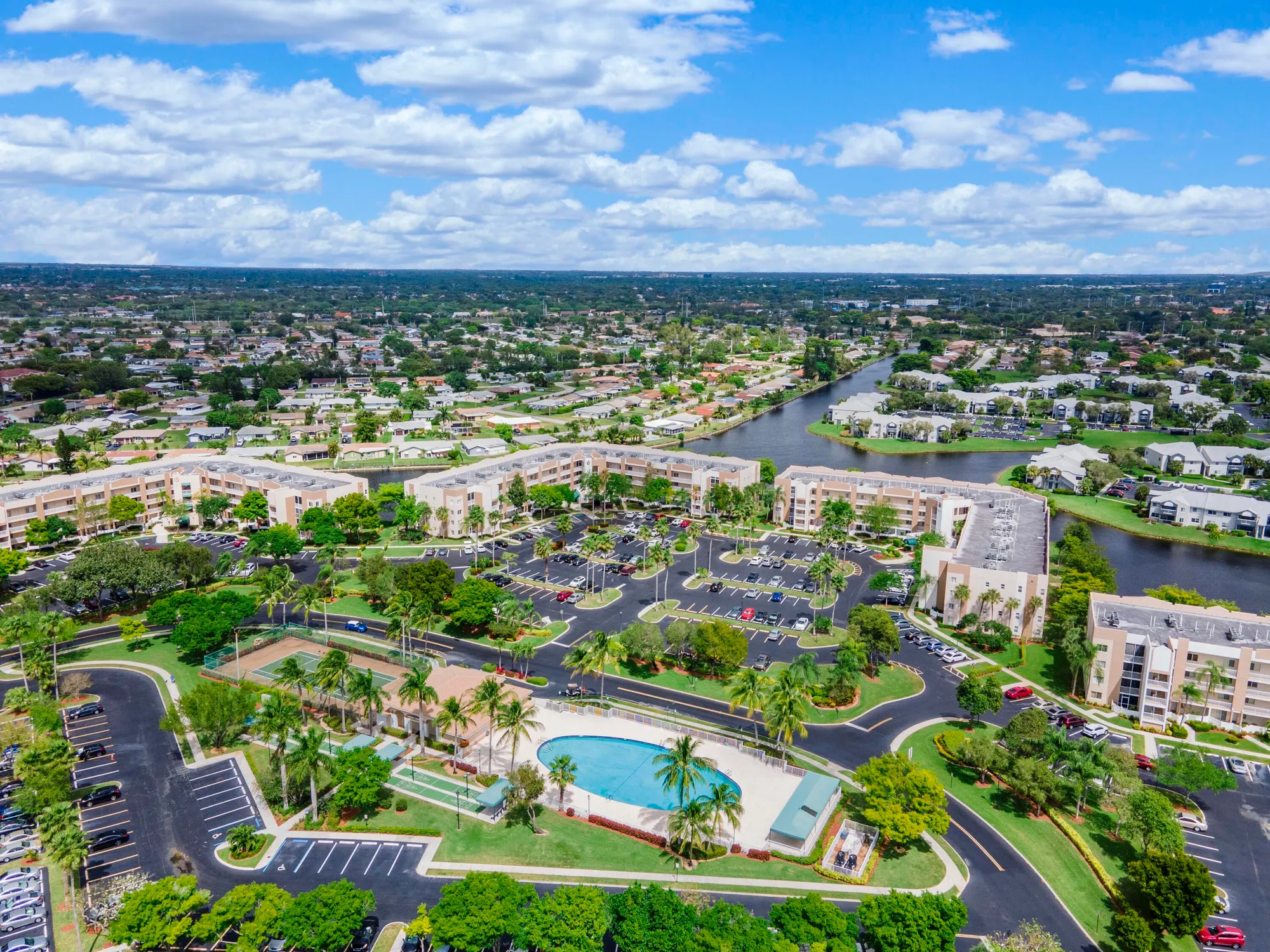 Property Slideshow image 18 of 24 | 9575 weldon cir c313, Tamarac, FL, 33321