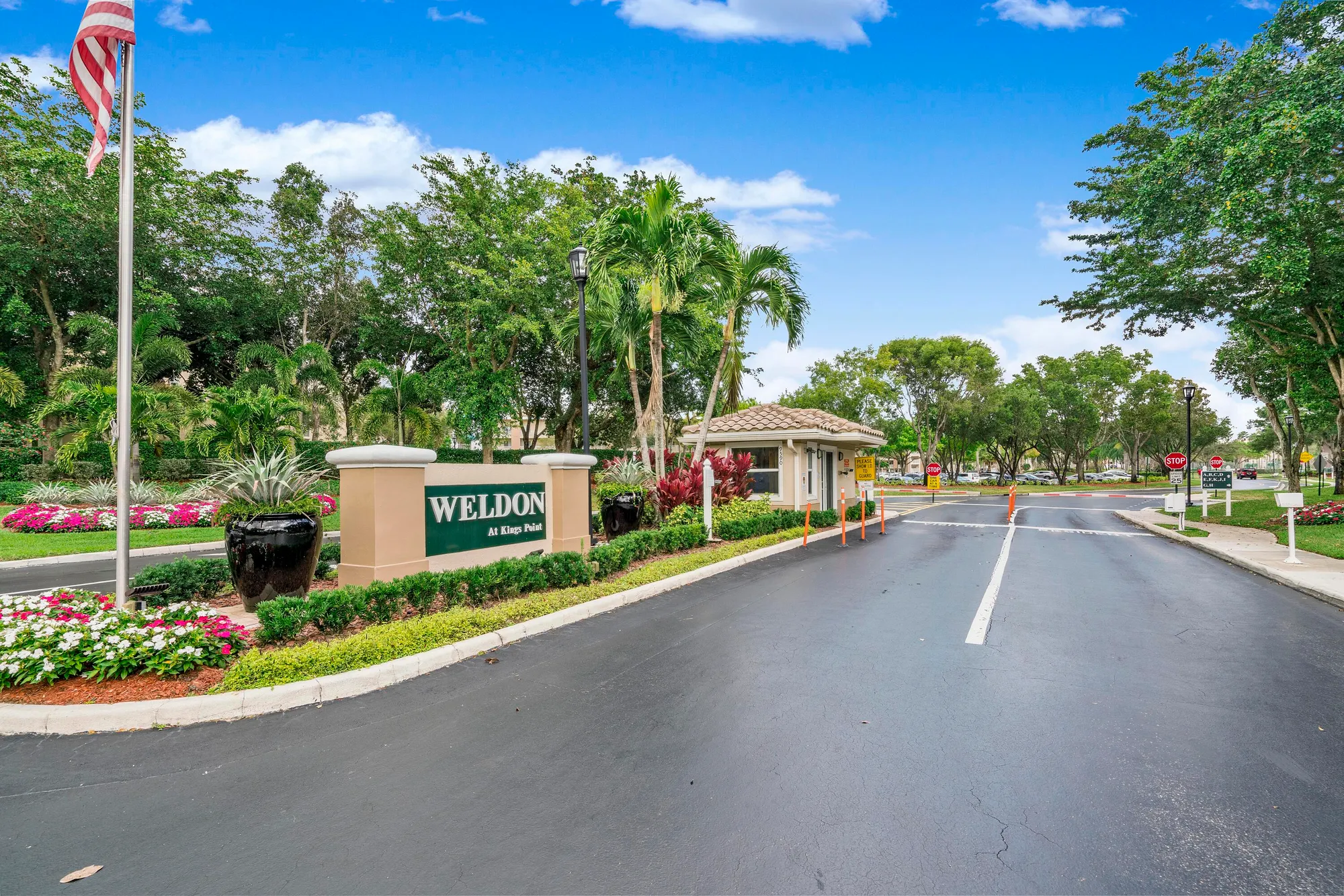 Property Slideshow image 19 of 24 | 9575 weldon cir c313, Tamarac, FL, 33321