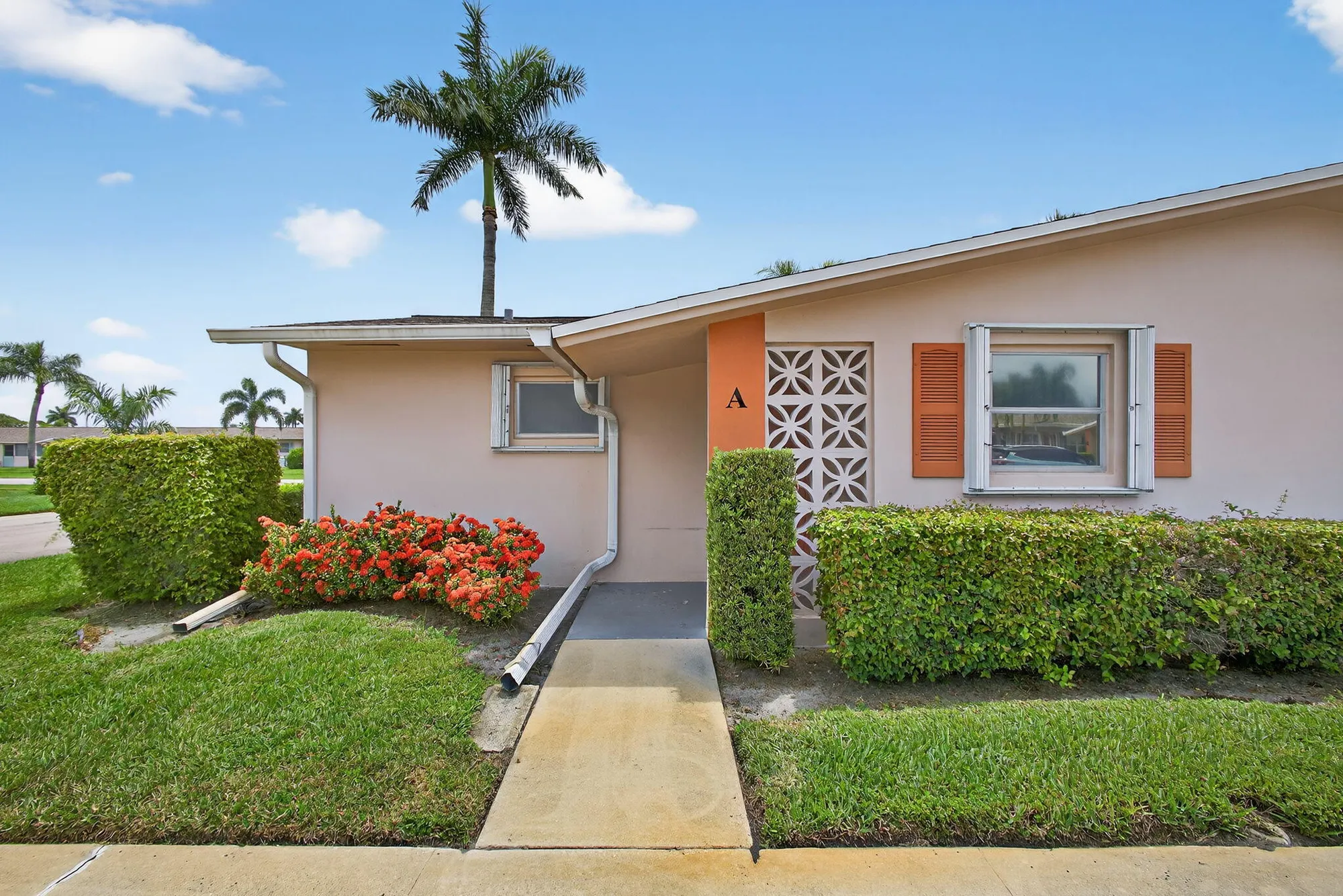 Property Slideshow image 1 of 39 | 2691 dudley dr a, West Palm Beach, FL, 33415