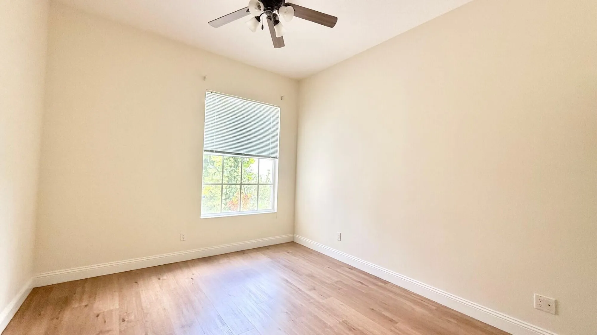 Property Slideshow image 14 of 60 | 2541 kittbuck way, West Palm Beach, FL, 33411