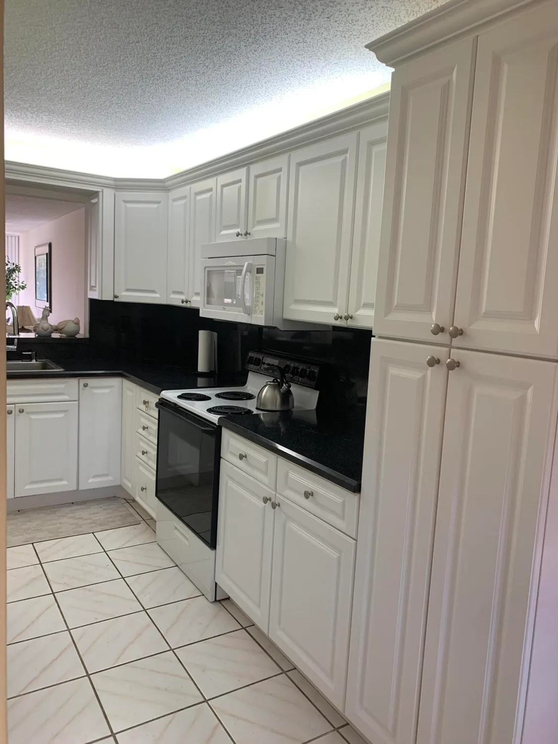 Property Slideshow image 9 of 21 | 5728 phoenix palm ct a, Delray Beach, FL, 33484