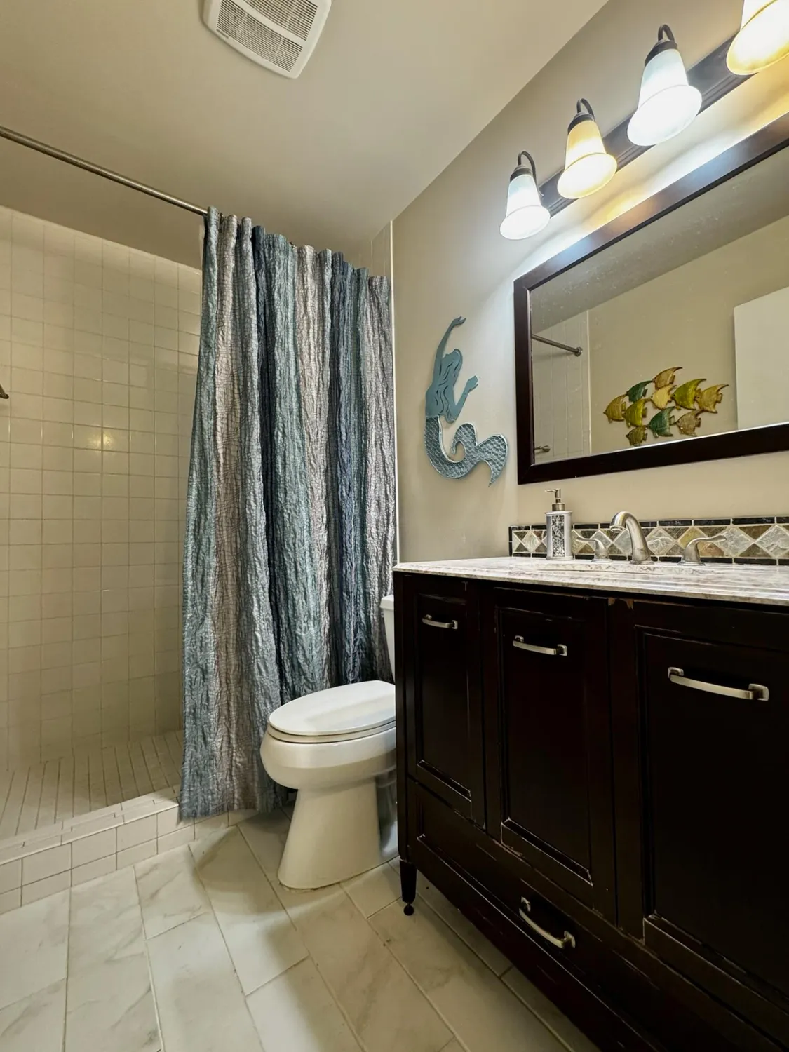 Property Slideshow image 17 of 25 | 1181 carlton ct apt 103, Fort Pierce, FL, 34949